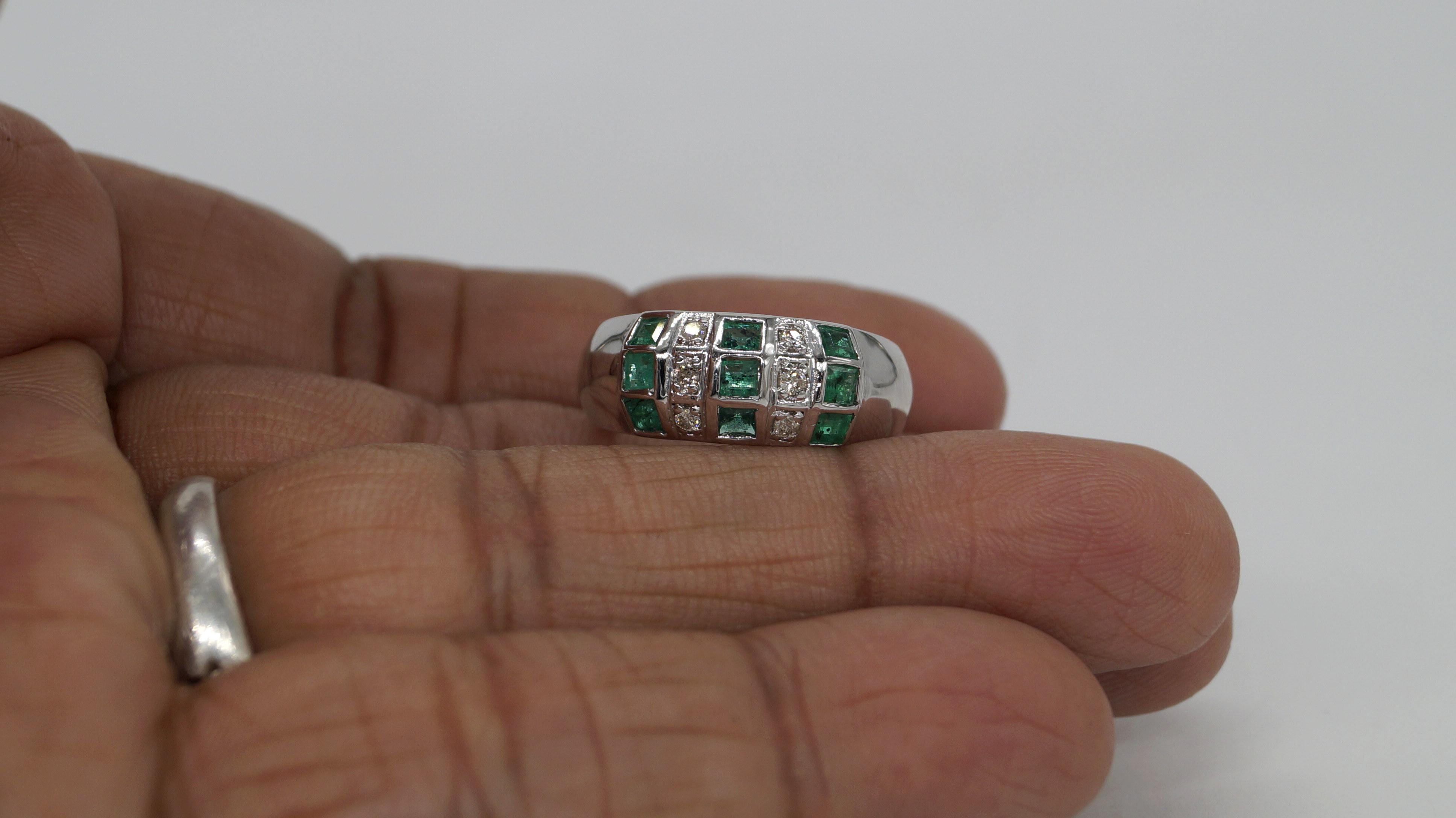 Certified Natural Diamond - Emerald Band White Gold Vermeil Band cocktail Ring For Sale 4