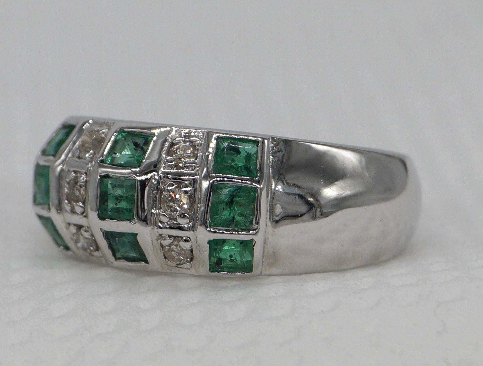 Baguette Cut Certified Natural Diamond - Emerald Band White Gold Vermeil Band cocktail Ring For Sale