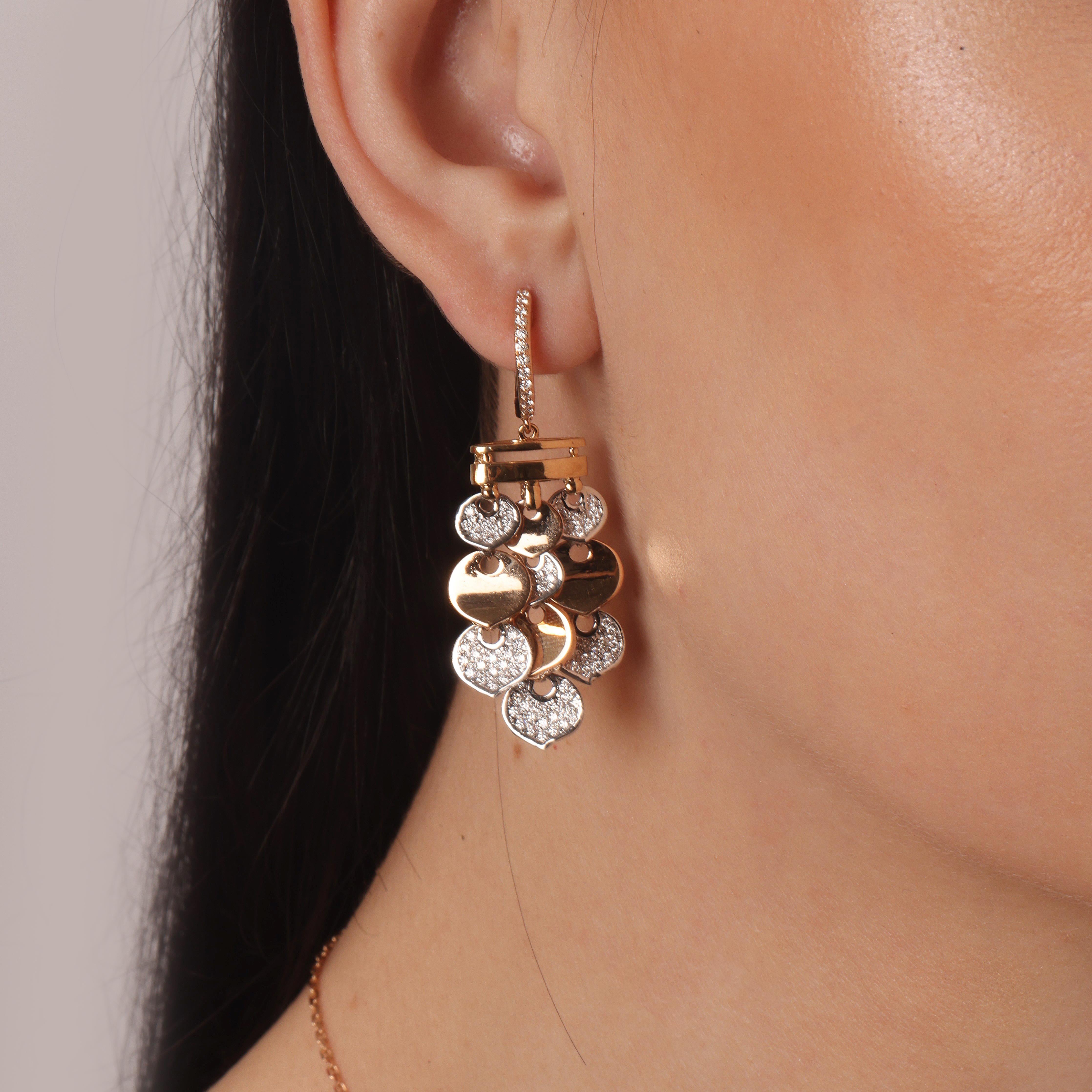 IGI Certified 18K Gold 1.5ct Natural Diamond F-VVS Rose Pendant Earrings Set For Sale 3