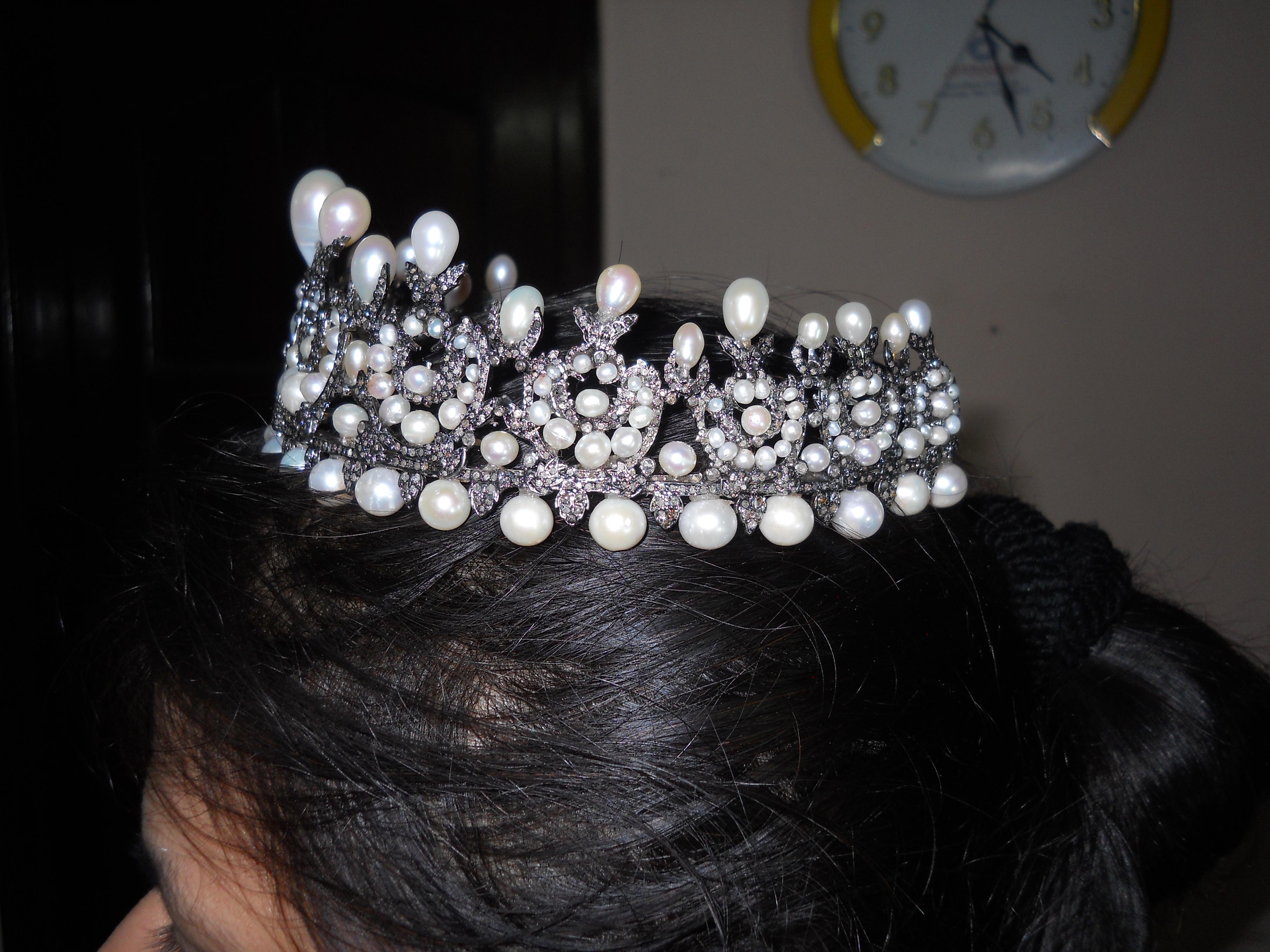 da uomo o donna Diamanti naturali certificati Perle a goccia Tiara in argento sterling Fascia di accessori per la testa in vendita