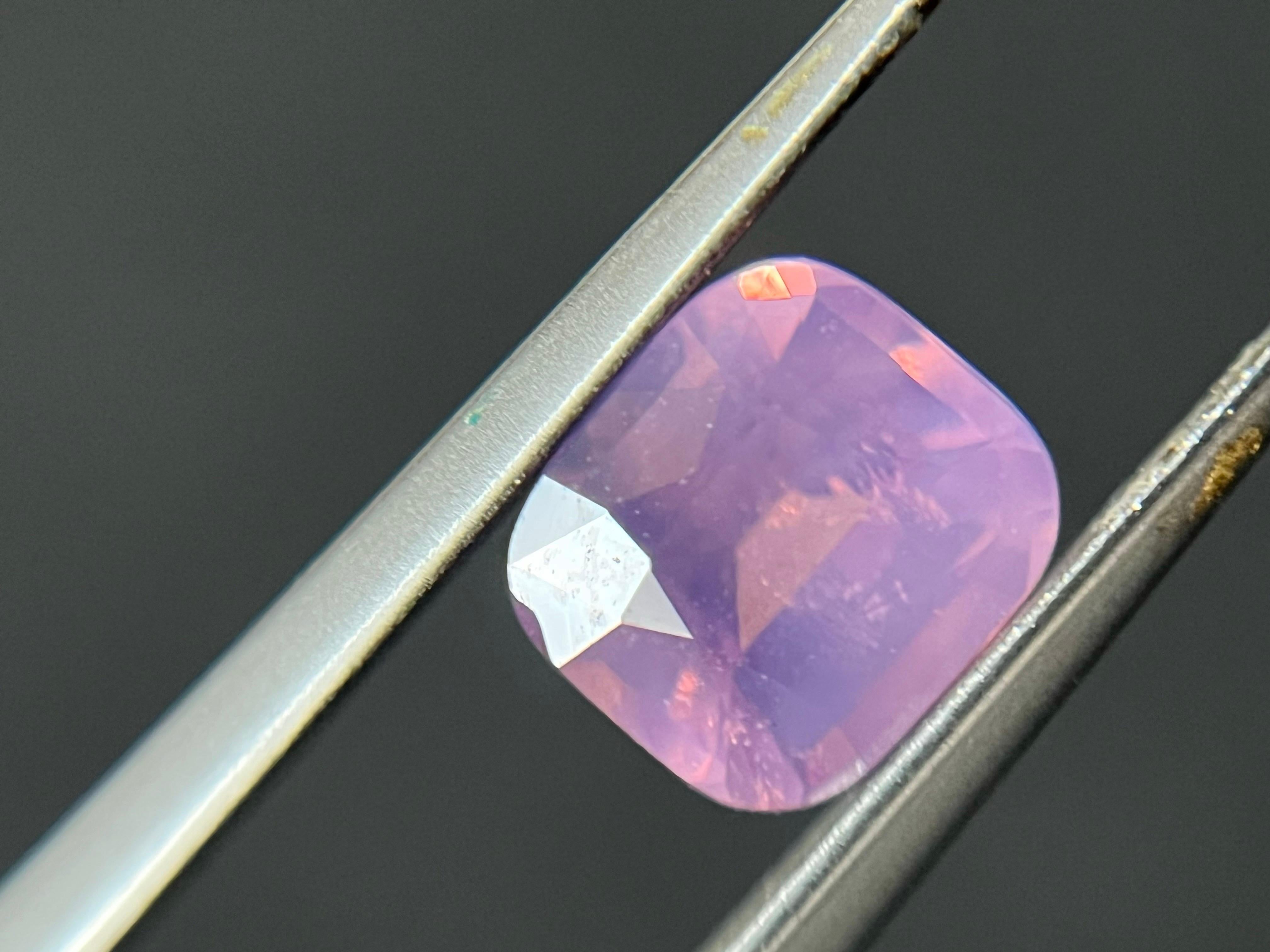 Certified Natural Dreamy Pink Cushion Cut Mahenge Spinel In New Condition For Sale In Kowloon, HK