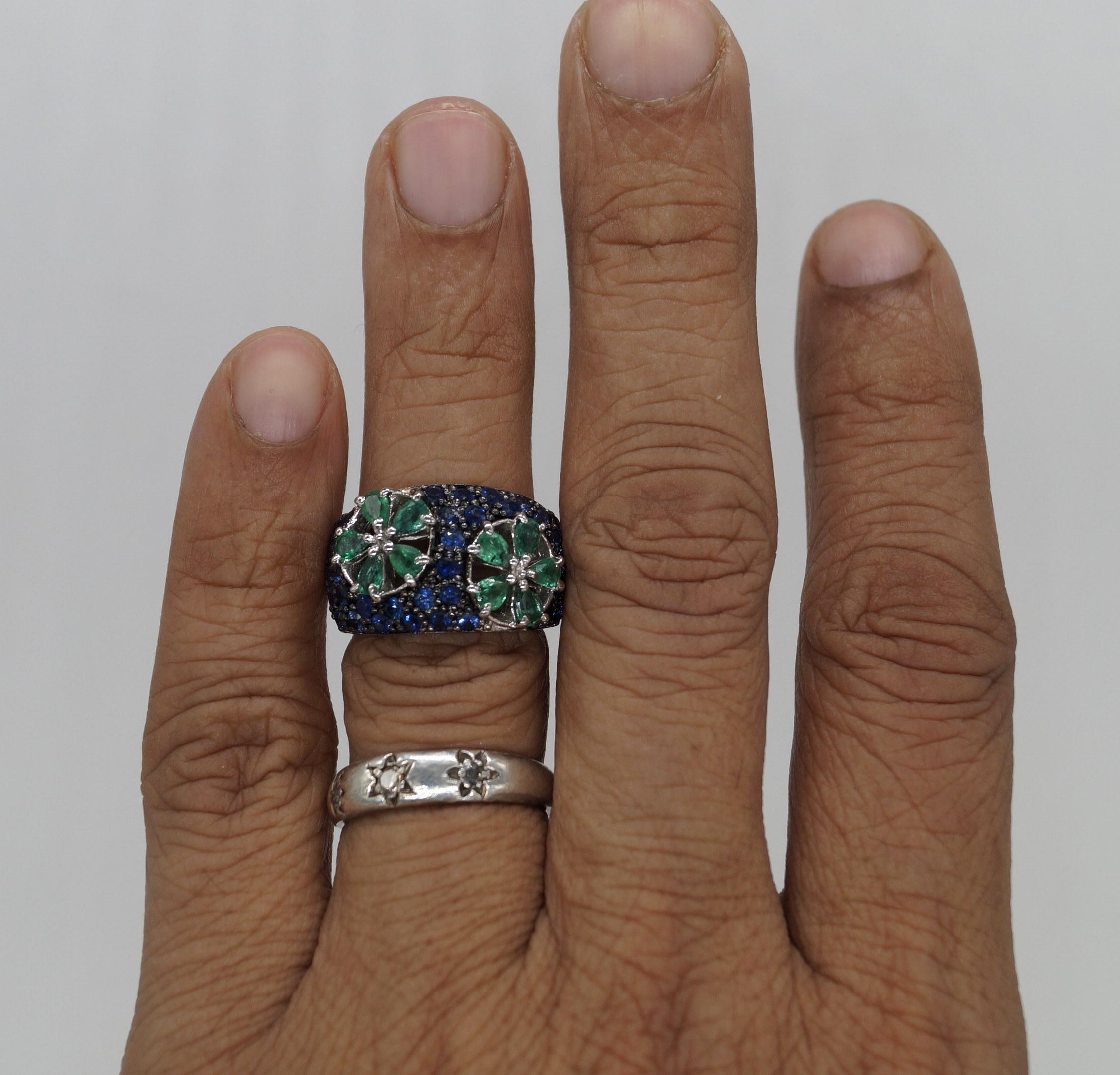 Certified Natural Emerald Blue Sapphire Band White Gold Vermeil cocktail Ring For Sale 8