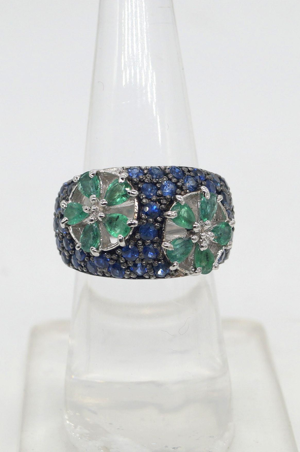 Certified Natural Emerald Blue Sapphire Band White Gold Vermeil cocktail Ring For Sale 1