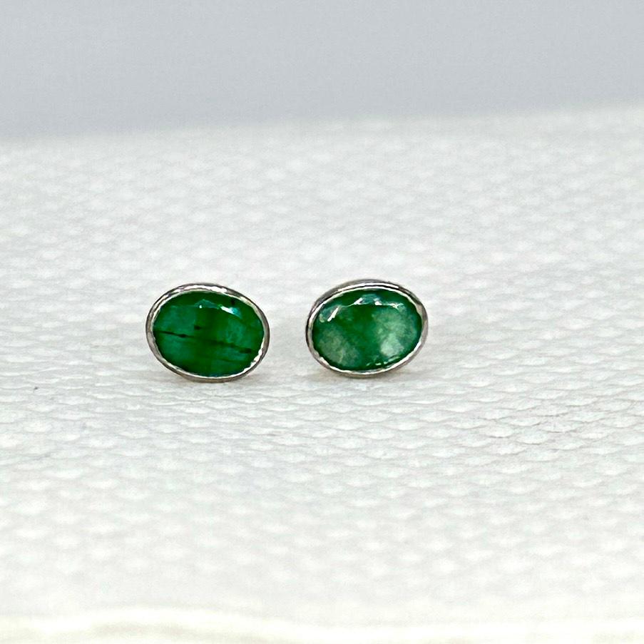Certified Natural Smaragde Sterling 925 Silber Ohrringe Ohrstecker im Angebot 1