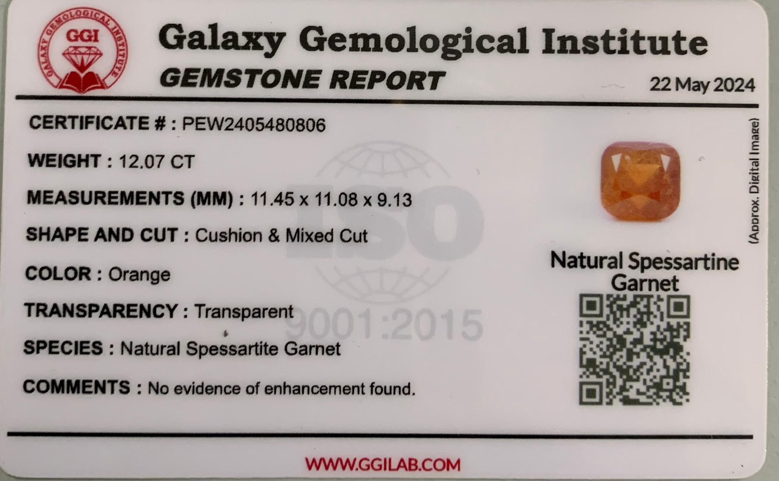 Grenat Spessartine en vrac
Poids : 12,07 carats
Dimension : 11,45 x 11,08 x 9,13 mm
Couleur : Orange
Traitement : Non
Forme : Coussin 
Certificat : Disponible 


Le grenat spessartine, souvent appelé simplement spessartine, est une pierre précieuse