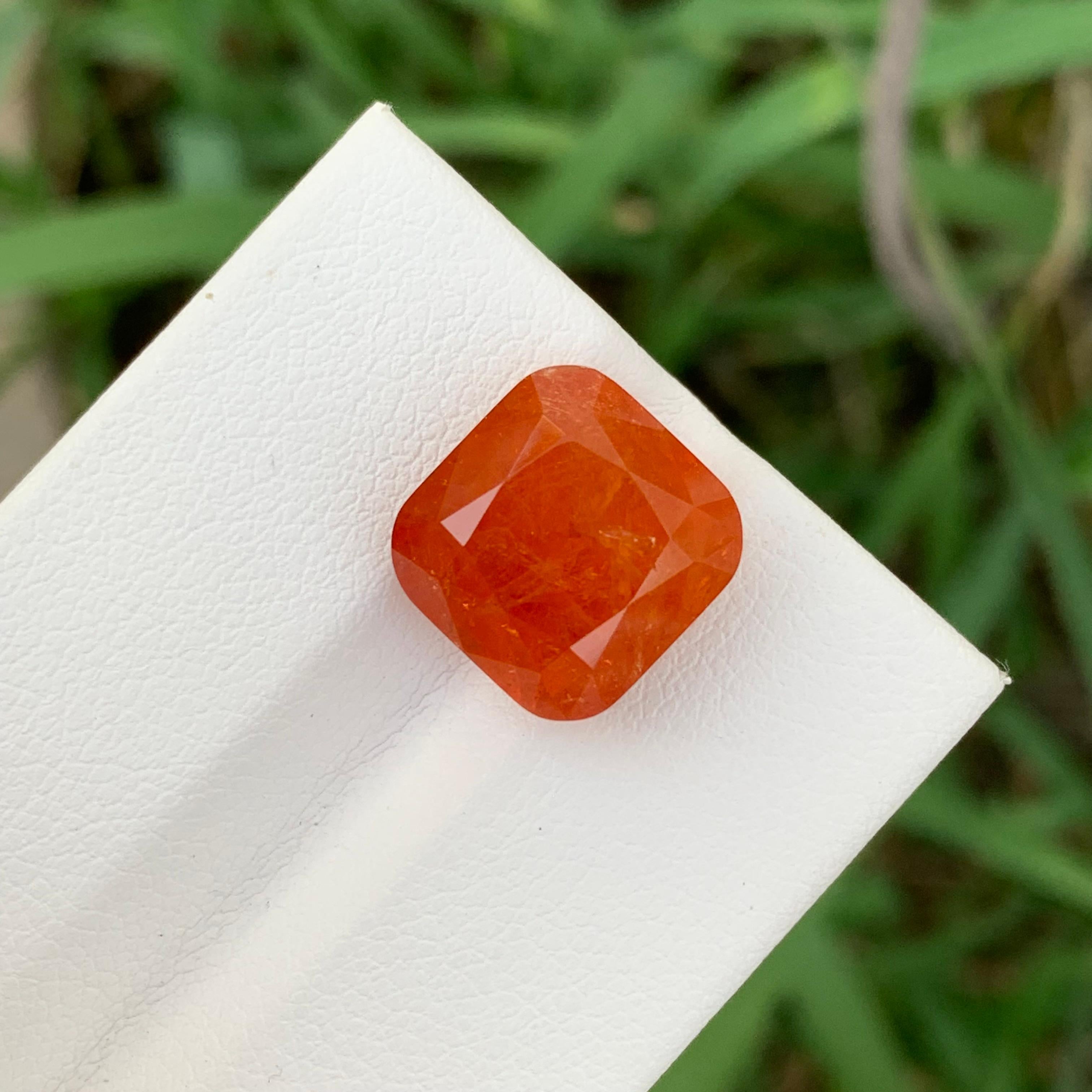 Pierre précieuse certifiée naturelle facettée grenat spessartine taille coussin de 12,07 carats en vente 2