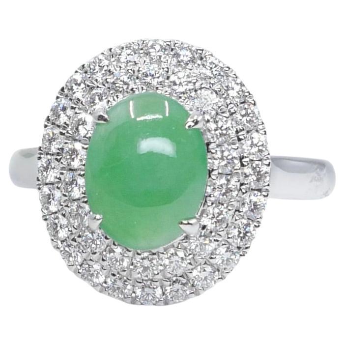 Anello cocktail di giada naturale certificata 8,8 mmx 6,9 mm e diamanti, colore verde mela.