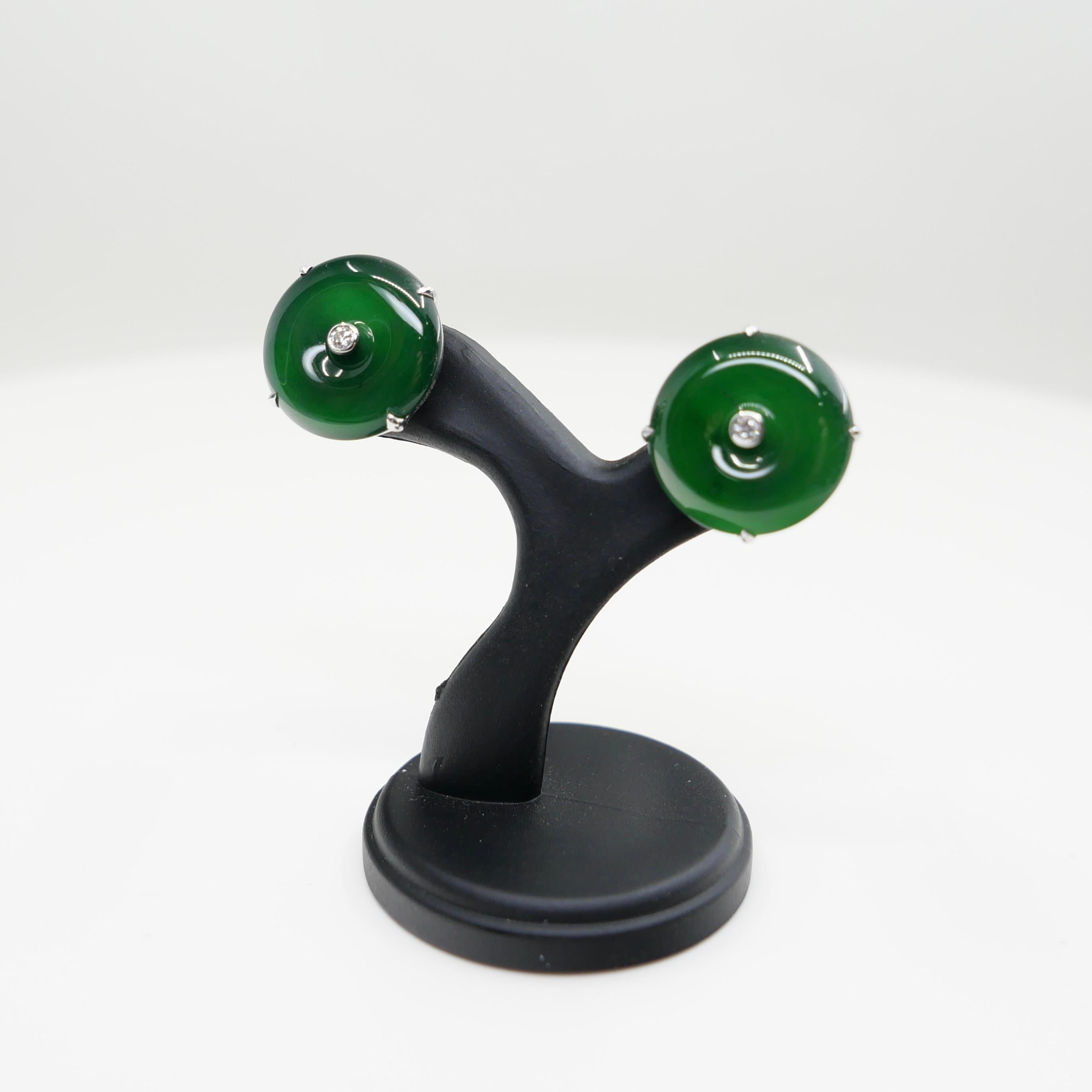 Clous d'oreilles en jade naturel certifié et diamants. Couleur verte impériale véritable en vente 13