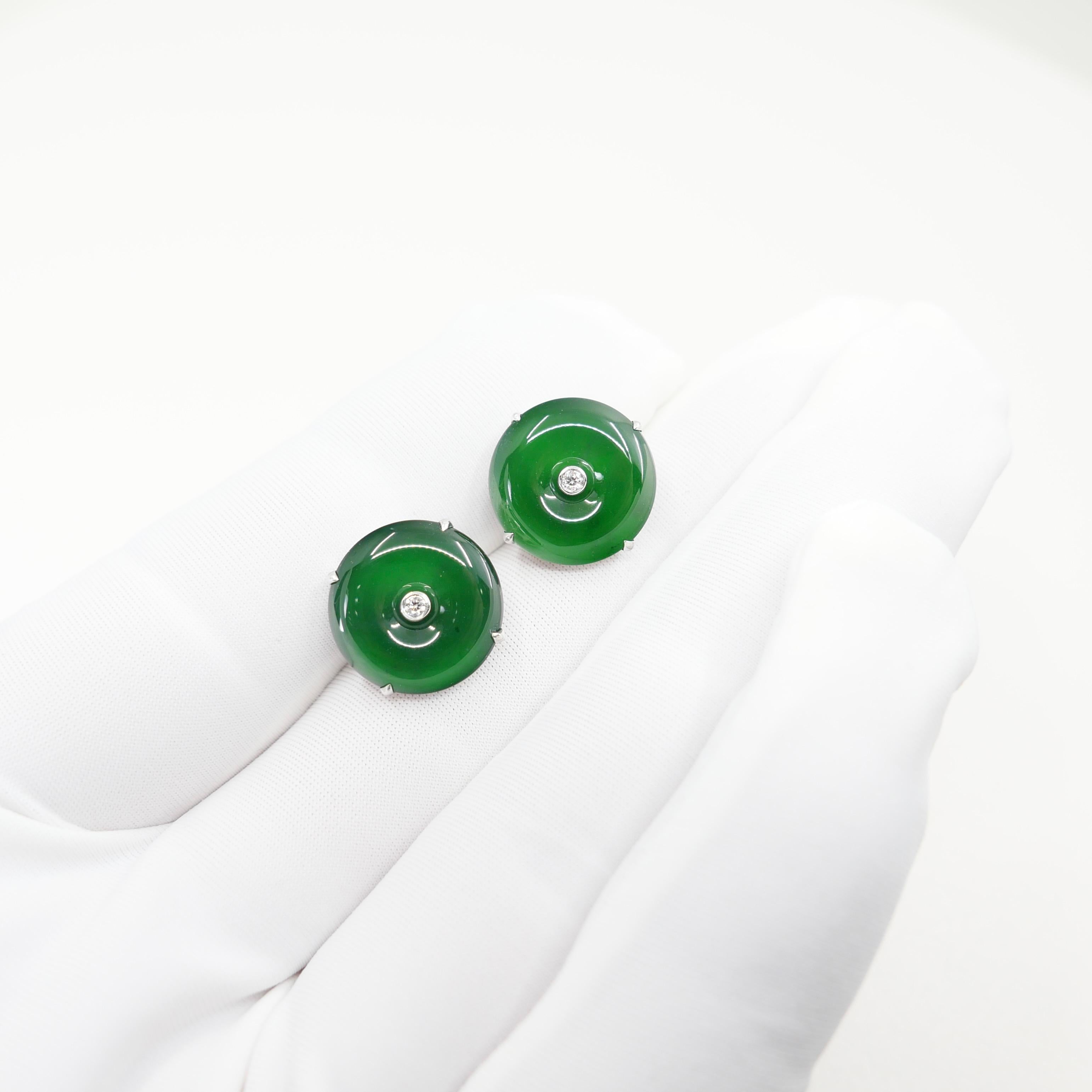 Clous d'oreilles en jade naturel certifié et diamants. Couleur verte impériale véritable Neuf - En vente à Hong Kong, HK