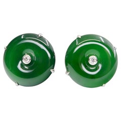 Orecchini di giada naturale e diamanti certificati. Vero colore verde imperiale