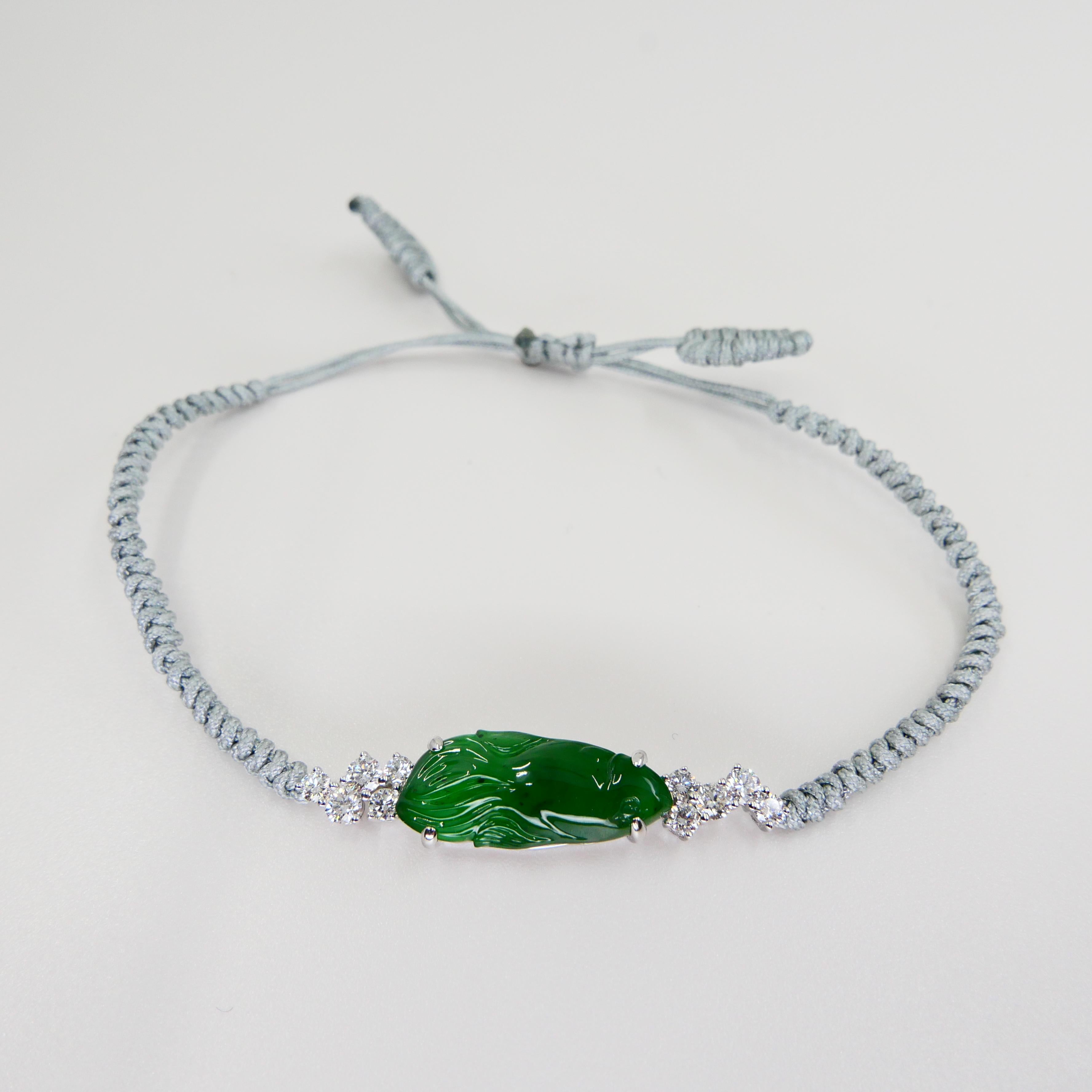 Certified Natural Jade and Diamond Bracelet, Imperial Green, Prosperity Fish In New Condition For Sale In Hong Kong, HK