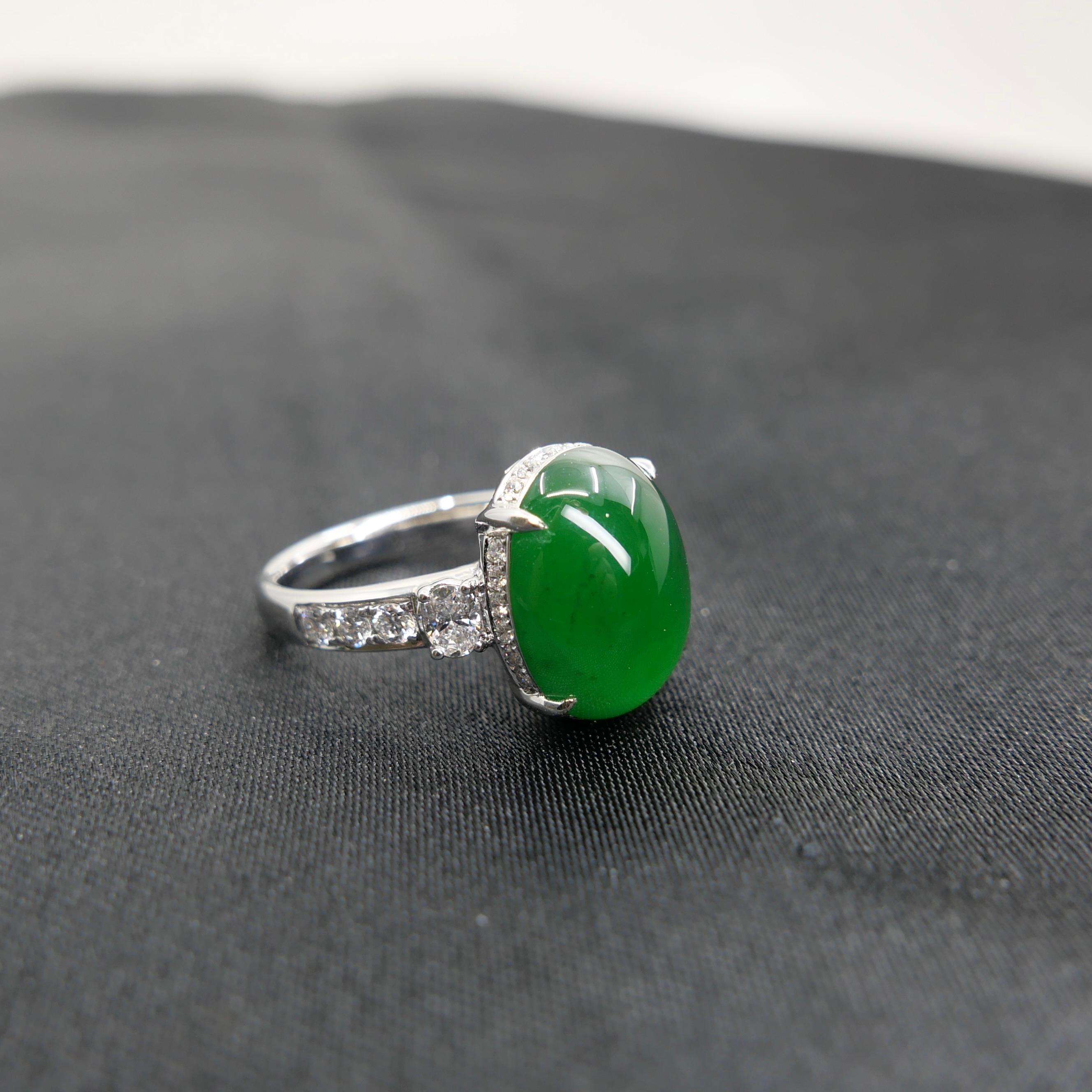 Certified Natural Jade, & Diamond Cocktail Ring. Best Imperial Green! In New Condition For Sale In Hong Kong, HK