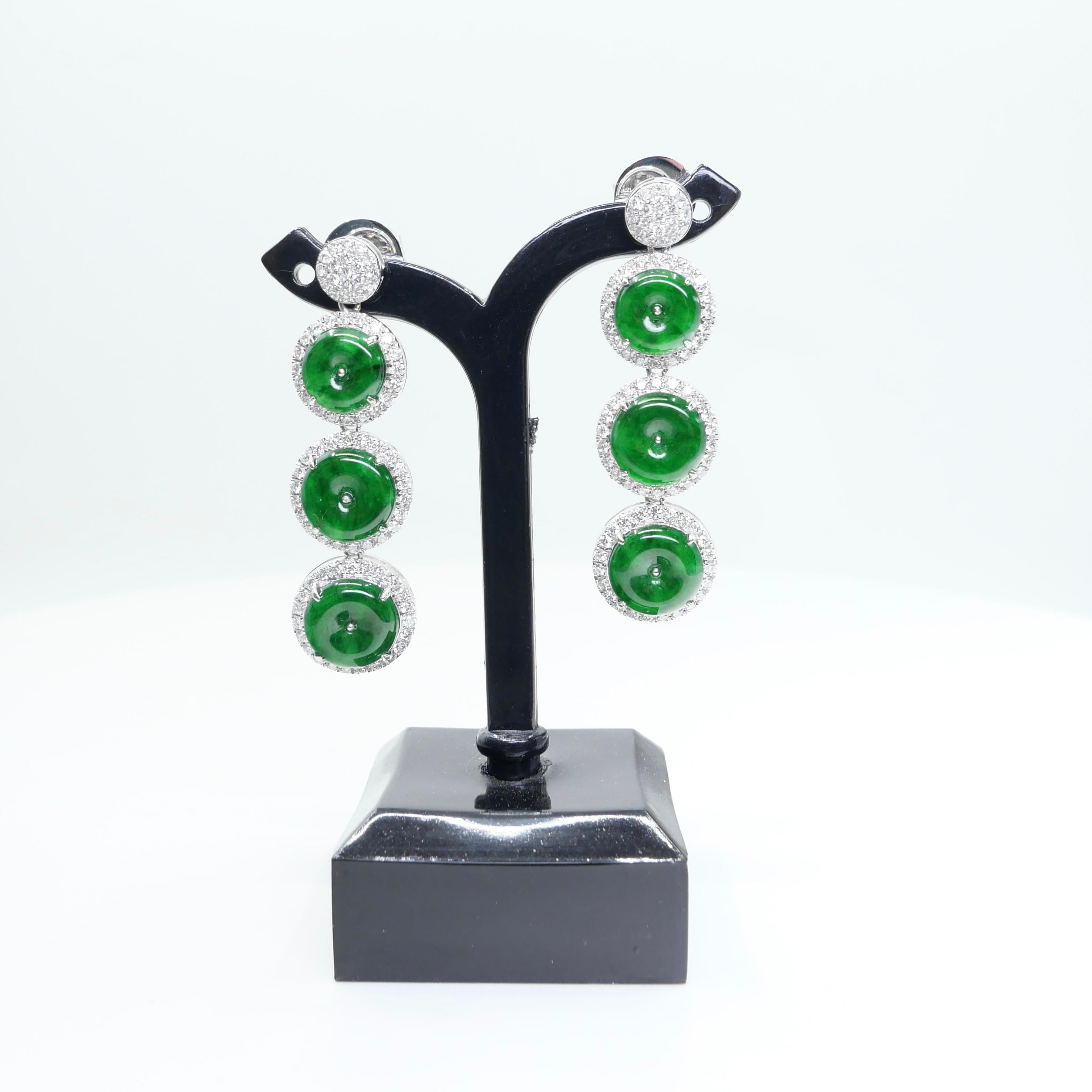 Zertifizierte Tropfenohrringe aus natürlicher Jade und Diamanten. Spinat & kaiserlich-grüne Farbe Damen im Angebot
