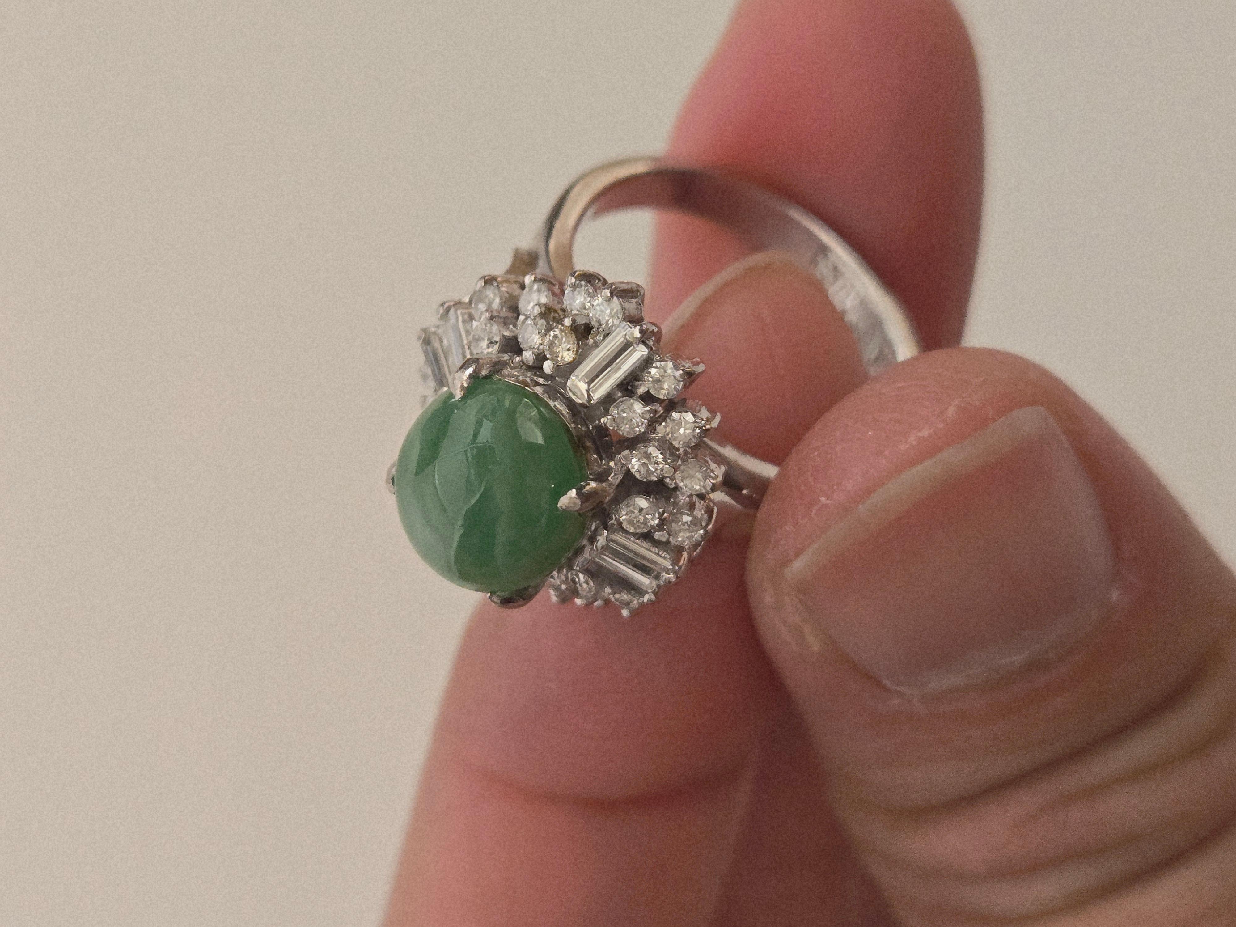 Zertifizierter Cocktailring aus natürlichem Jadeit und Diamant aus Platin im Angebot 9