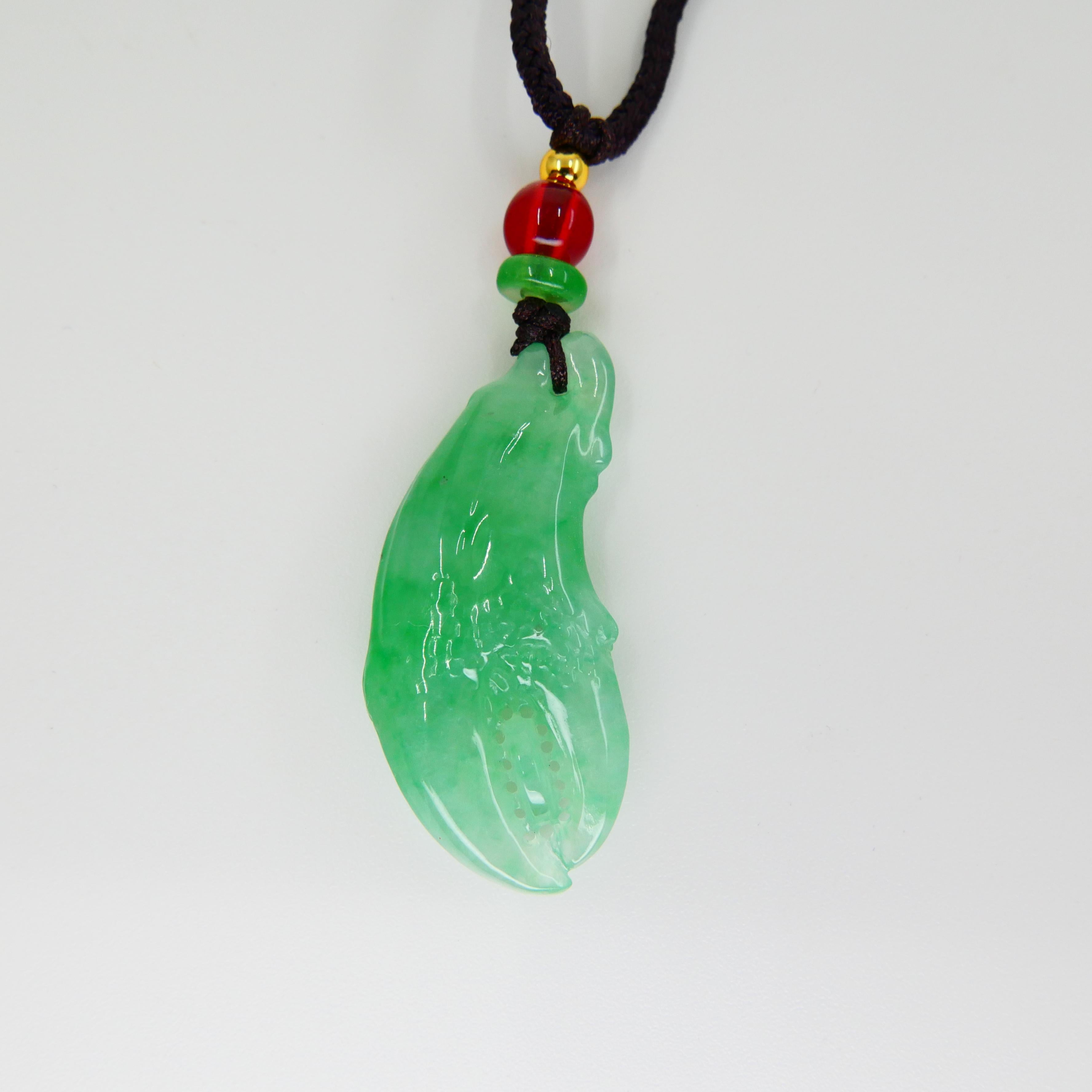 Round Cut Certified Natural Jadeite Jade Crab Claw Icy Apple Green For Sale
