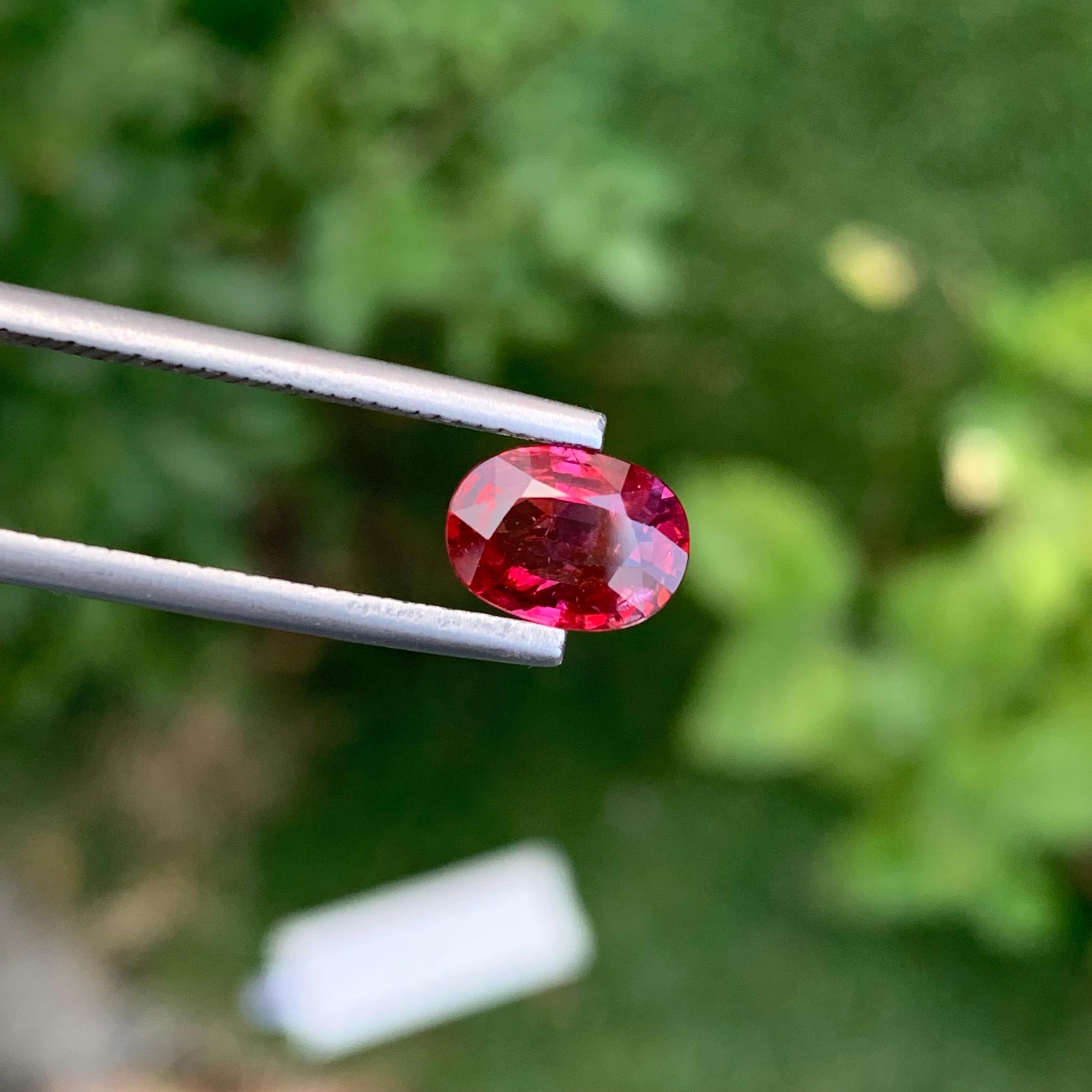 Certified Natural Loose 1.79 Carat Lustrous Ruby Oval Shape Gem From Africa  For Sale 1