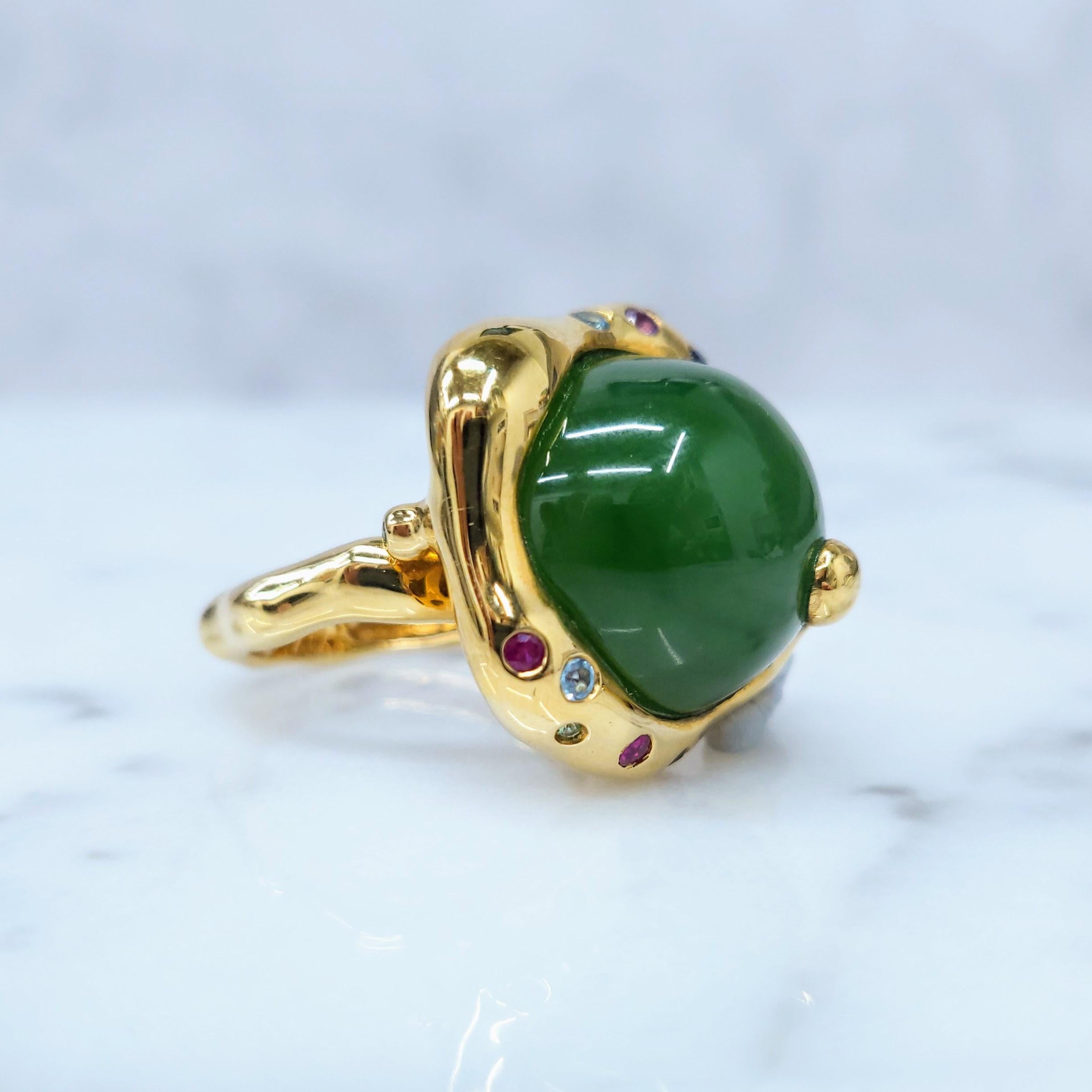Cabochon Certified Natural Nephrite Jade and gemstones Ring in 18K Yellow Gold For Sale