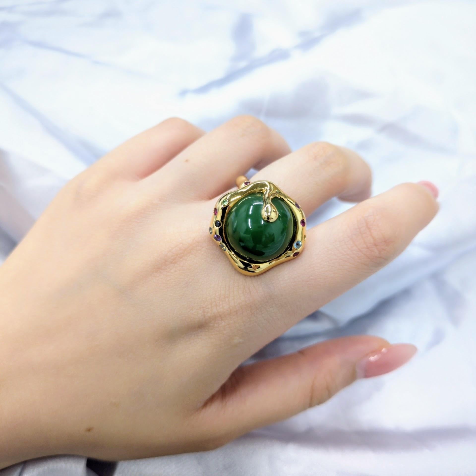 Certified Natural Nephrite Jade and gemstones Ring in 18K Yellow Gold For Sale 3