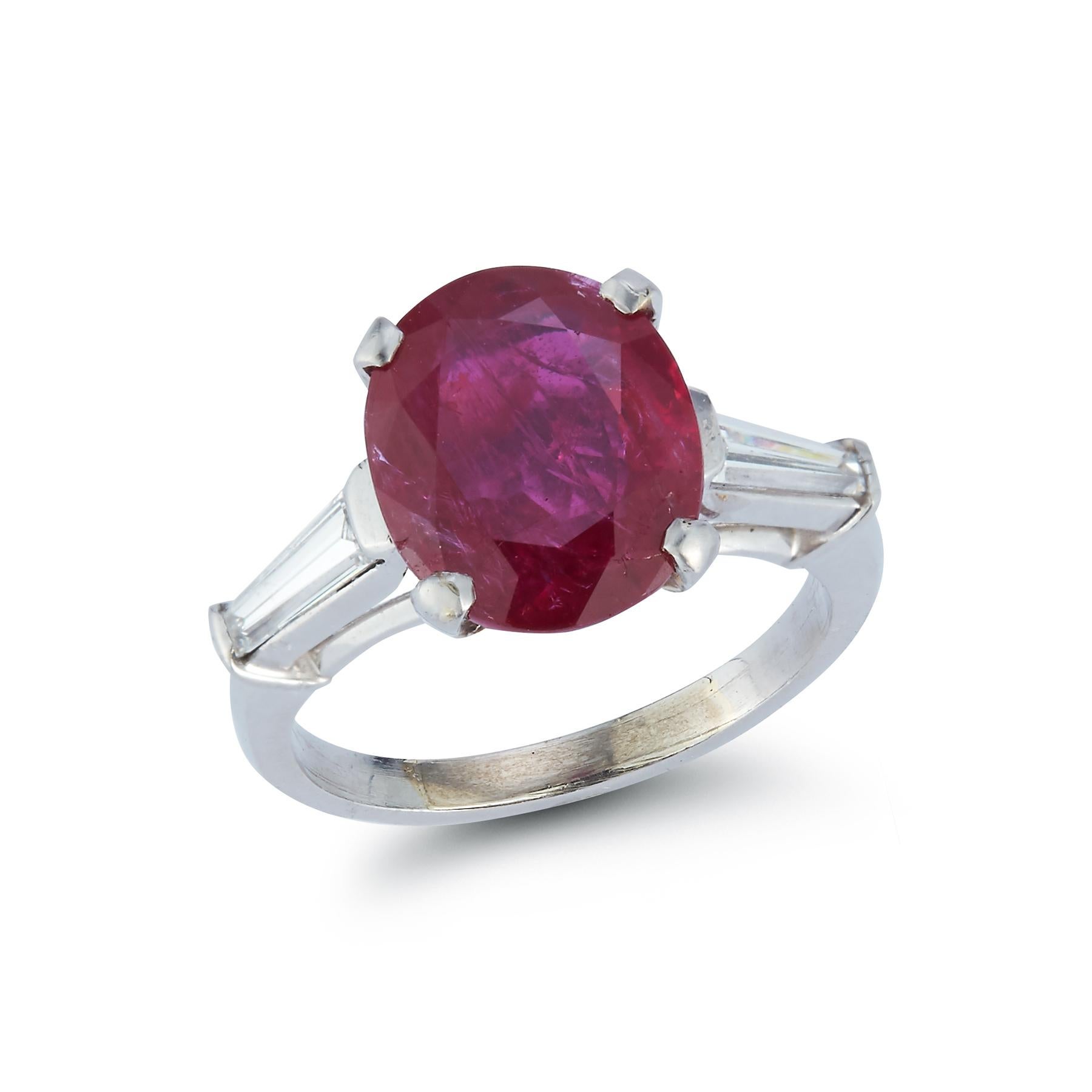  CertifiedNatural Oval Cut Ruby & Diamond Ring 
Gold Type: Platinum
Ruby Weight: 4.84 Cts
Ring Size: 6
Re-sizable free of charge 