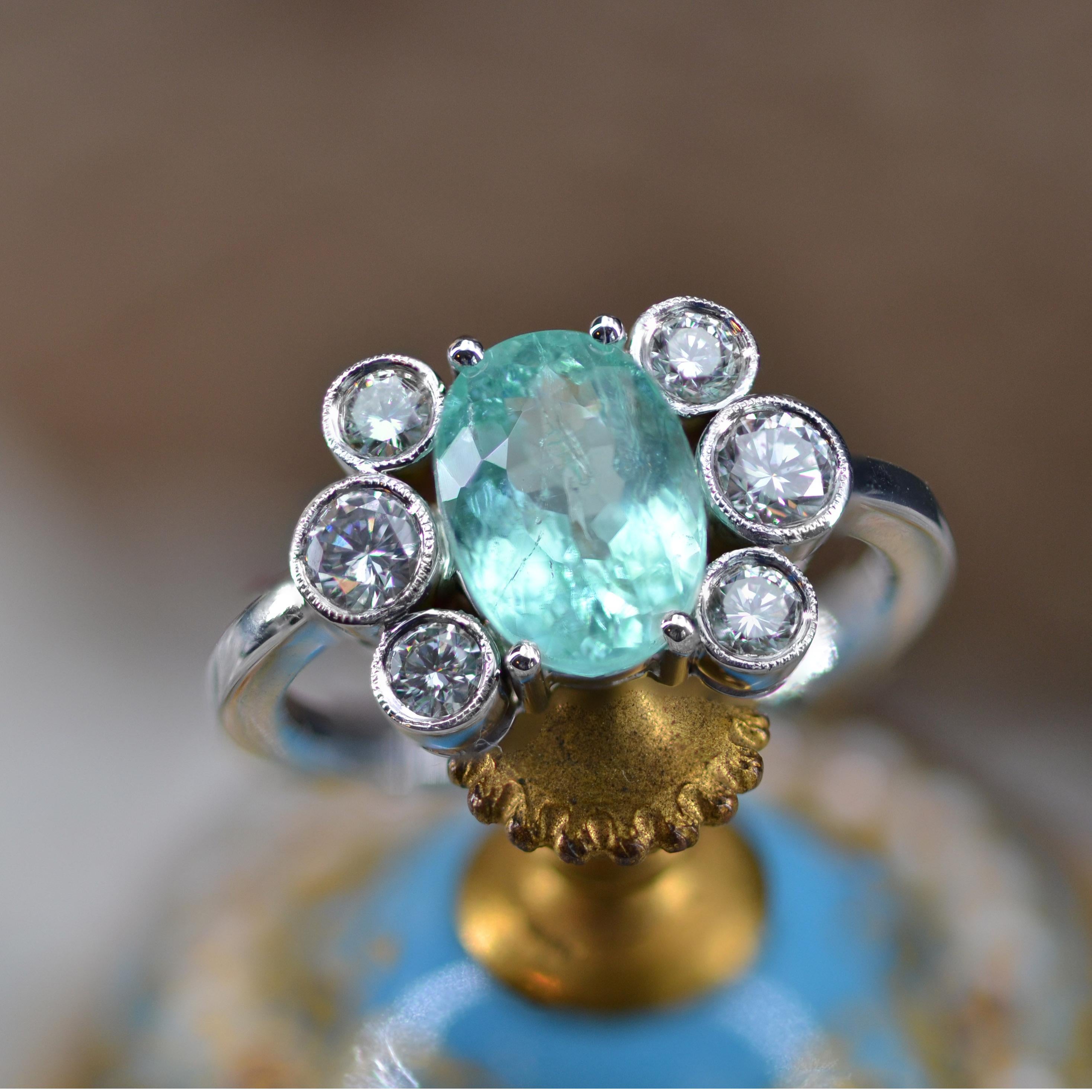 Zertifizierter Ring aus 18 Karat Weigold mit natrlichem Paraiba-Turmalin und Diamanten im Angebot 8