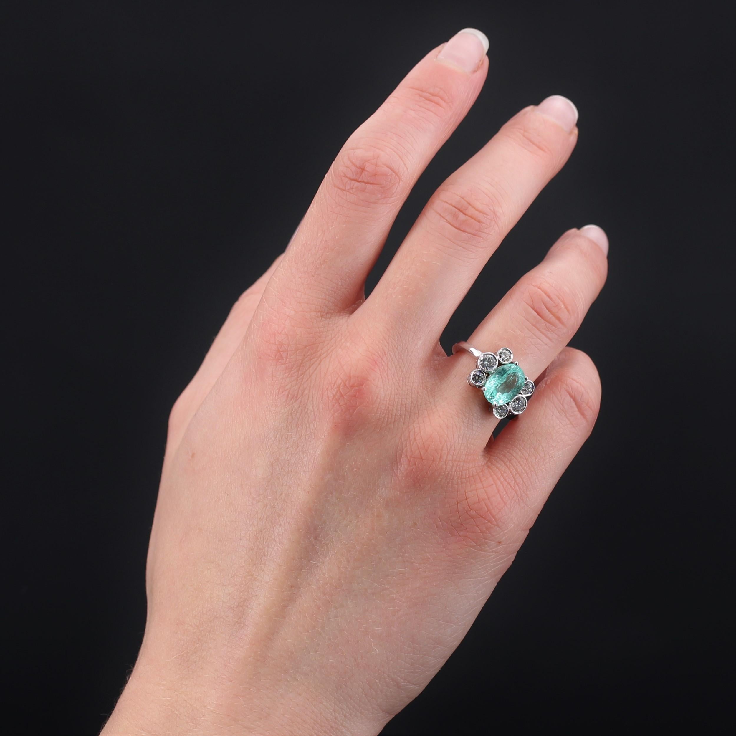 Zertifizierter Ring aus 18 Karat Weigold mit natrlichem Paraiba-Turmalin und Diamanten im Zustand „Neu“ im Angebot in Poitiers, FR