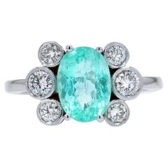 Bague en or blanc 18 carats avec tourmaline Paraiba naturelle certifie et diamants