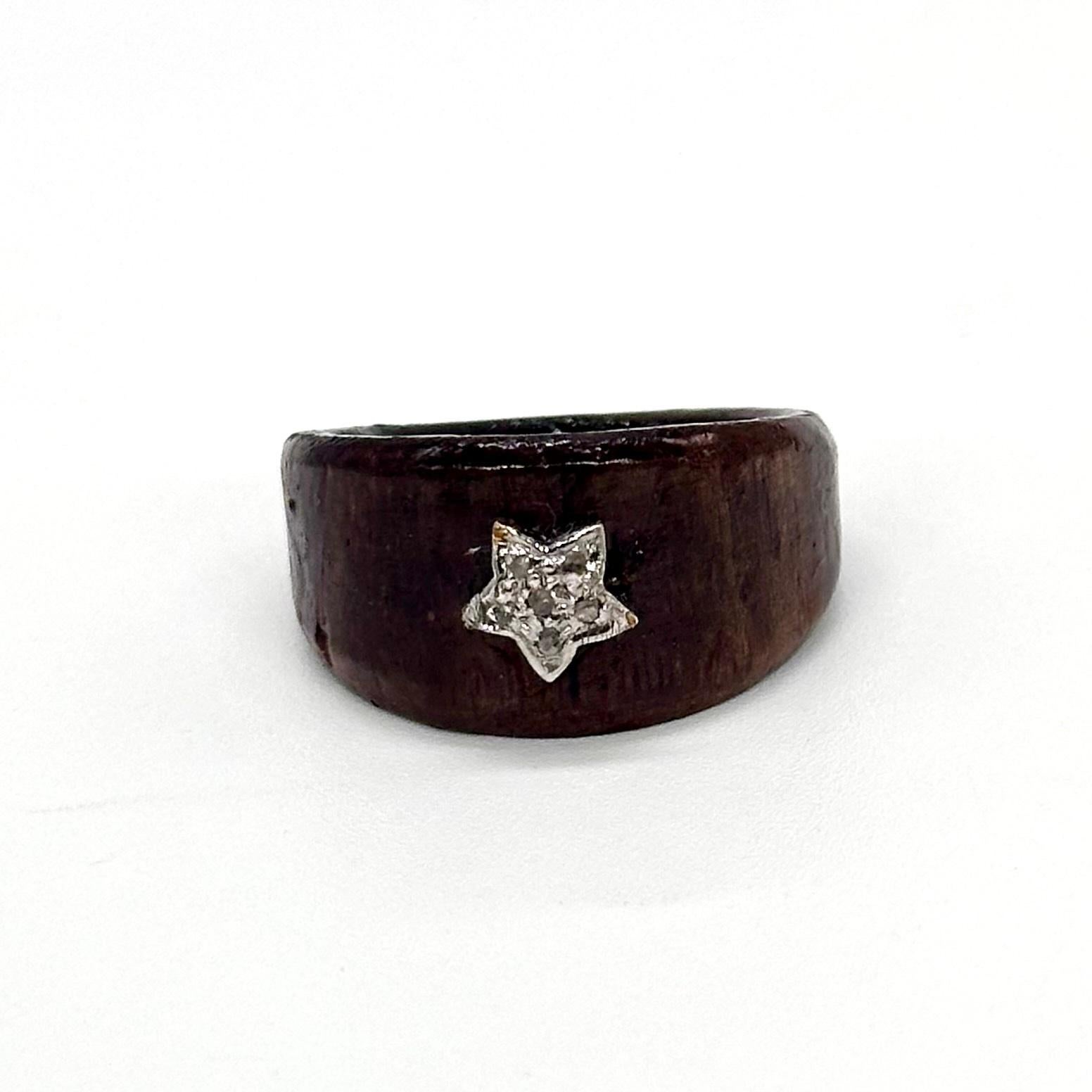 Art Nouveau Certified natural pave diamond star 925 silver wooden ring For Sale