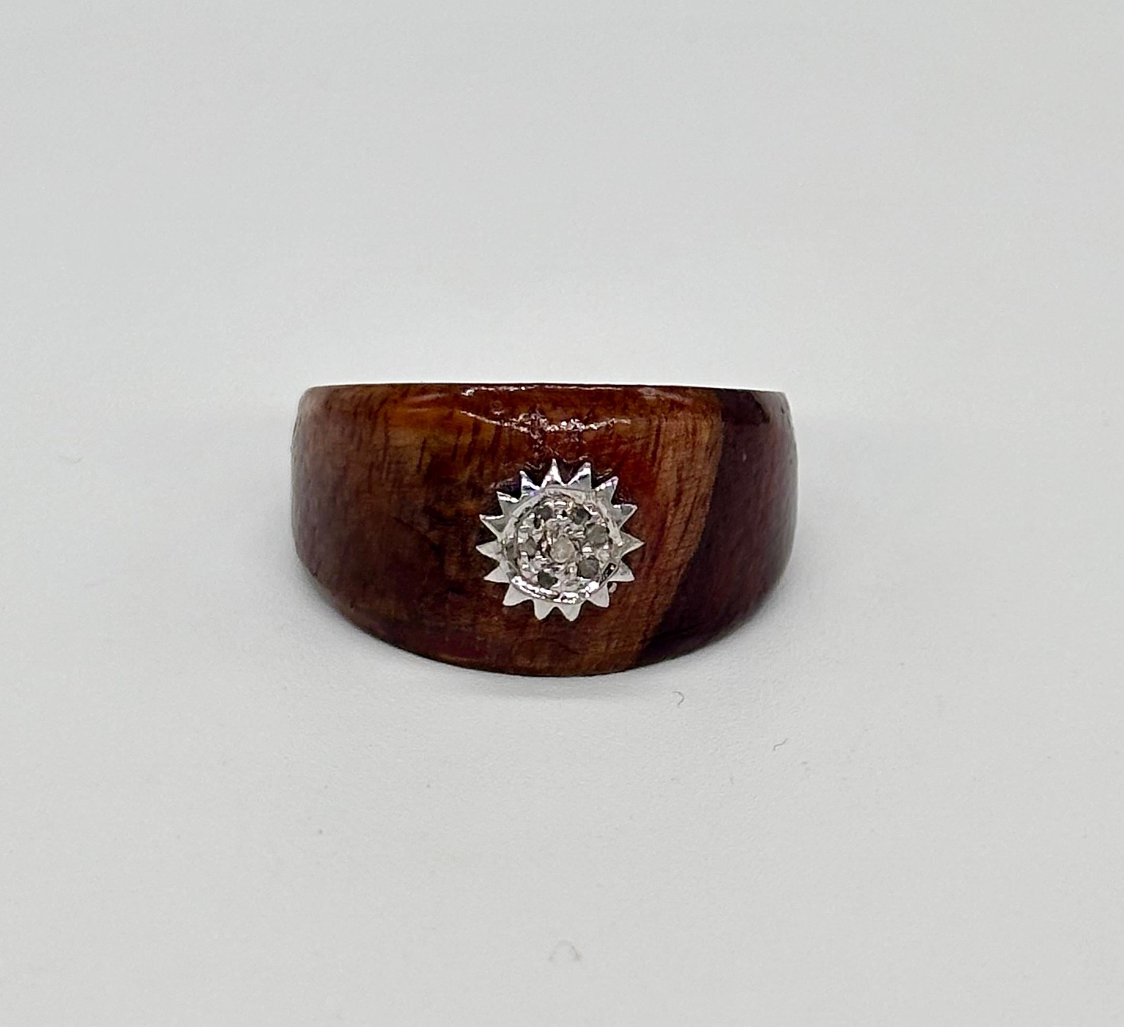 Art Nouveau Certified natural pave diamond sunburst 925 silver wooden ring For Sale
