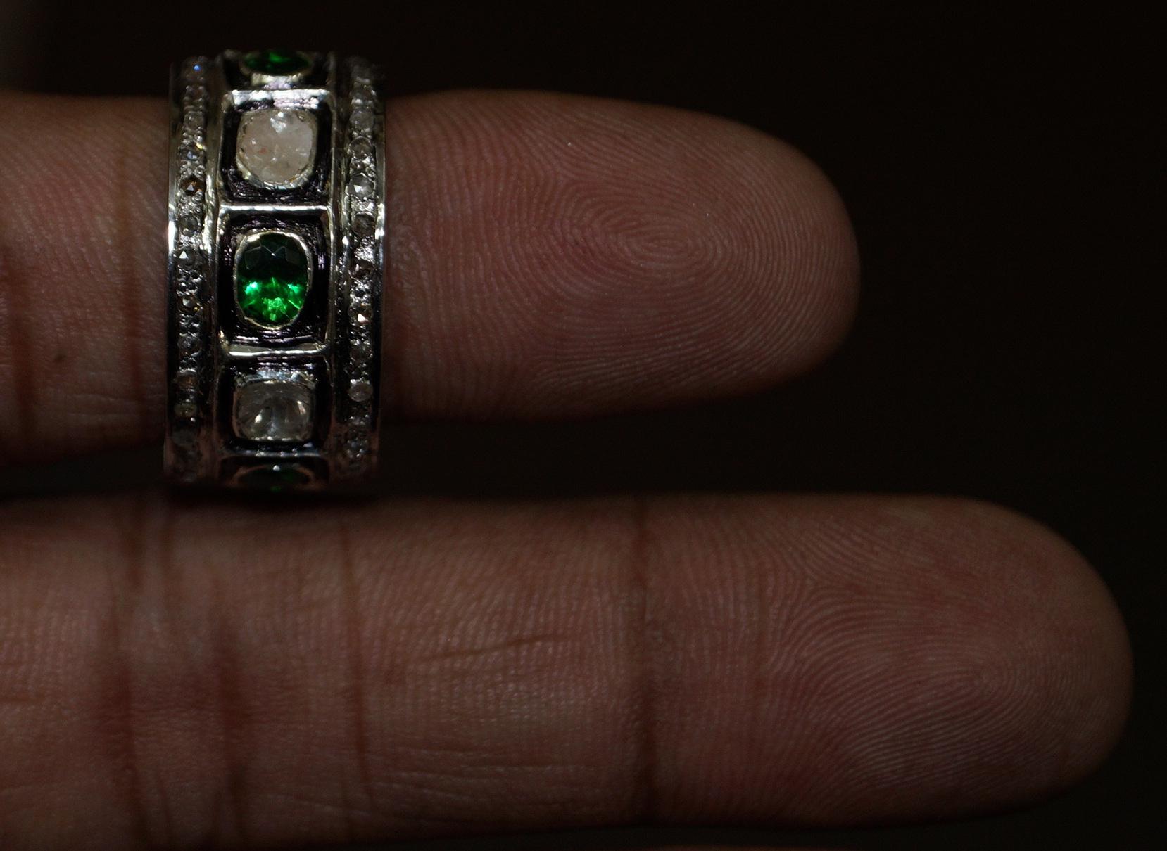 Zertifizierter natürlicher realer rosa ungeschliffener Diamant-Smaragd-Smaragd-Sternity-Ring aus Sterlingsilber im Angebot 1