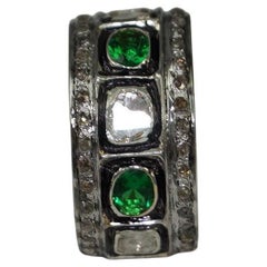 Anillo de eternidad de plata de ley con esmeralda, diamante en bruto, rosa real natural certificado