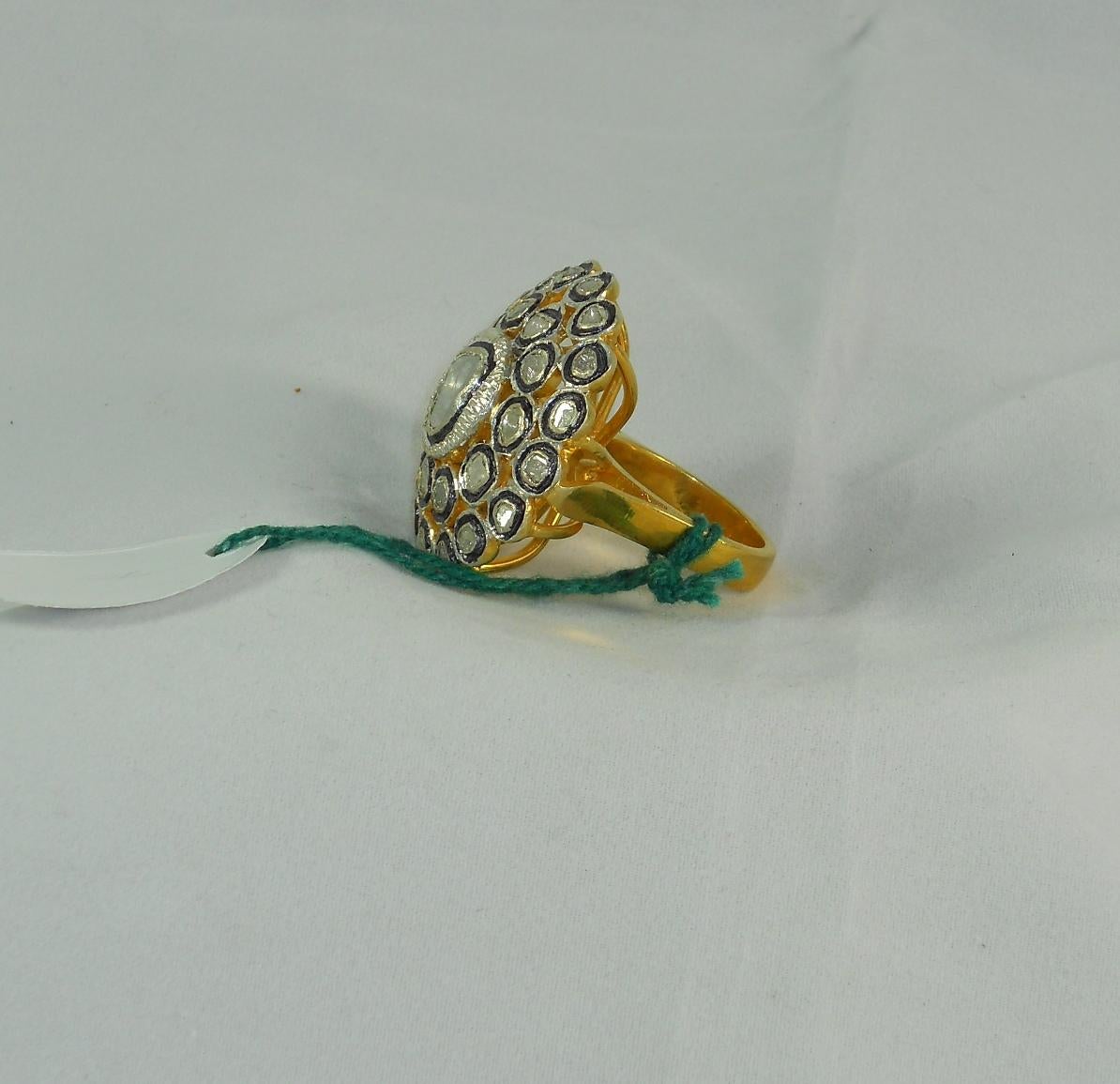 Certified natural real 4.77carats uncut diamonds 18K gold silver ring In New Condition For Sale In Delhi, DL