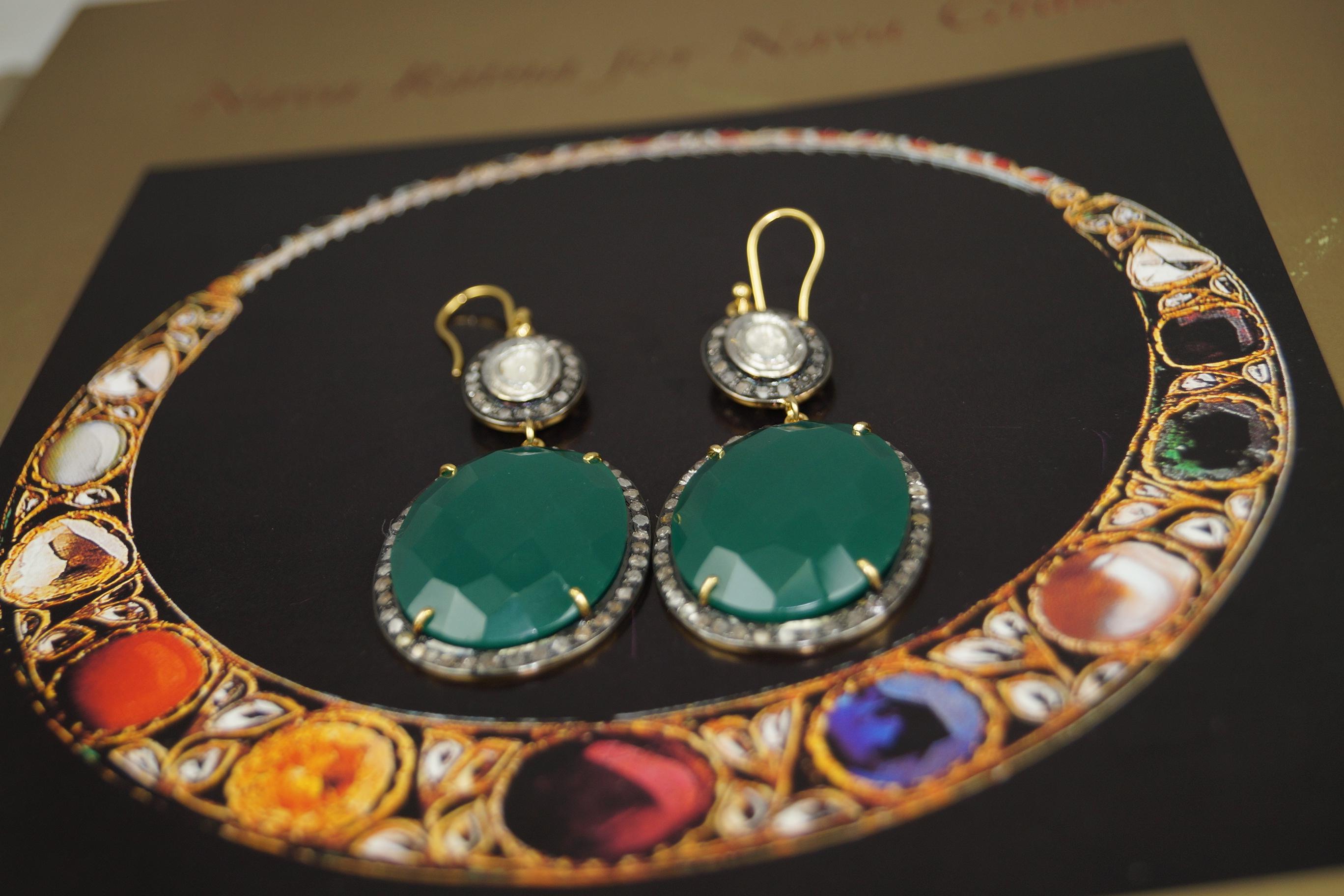 Women's Certified natural real uncut diamonds sterling silver emerald green earrings For Sale