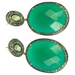 Orecchini con diamanti naturali certificati e non tagliati, in argento sterling, di colore verde smeraldo