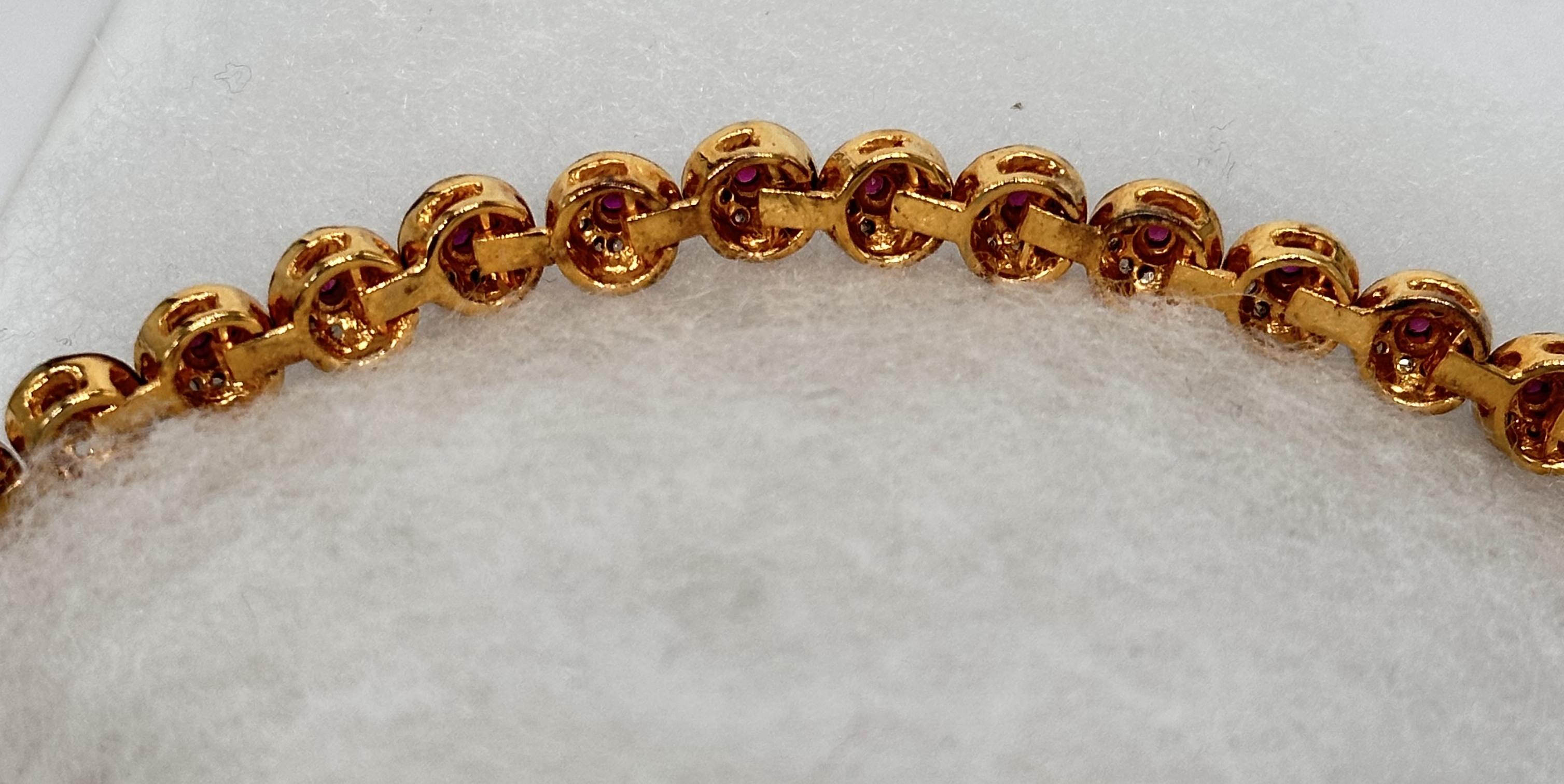 Zertifiziertes Silberarmband mit natürlichen Diamanten im Rosenschliff Rubin Gelbgold vergoldet Silber (Ungeschliffen) im Angebot
