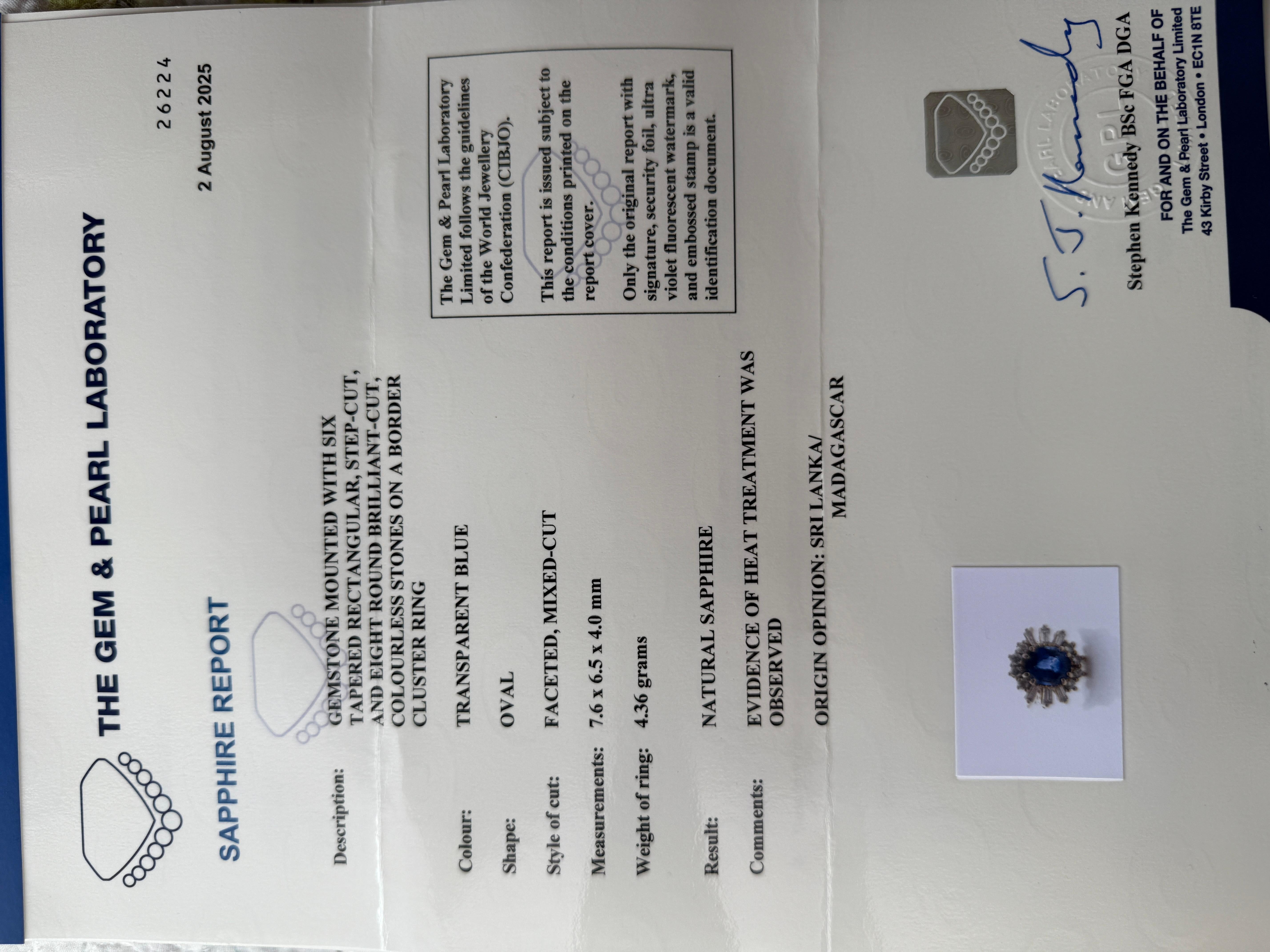 Anello a grappolo con zaffiro naturale certificato e diamante in oro 18 carati in vendita 3
