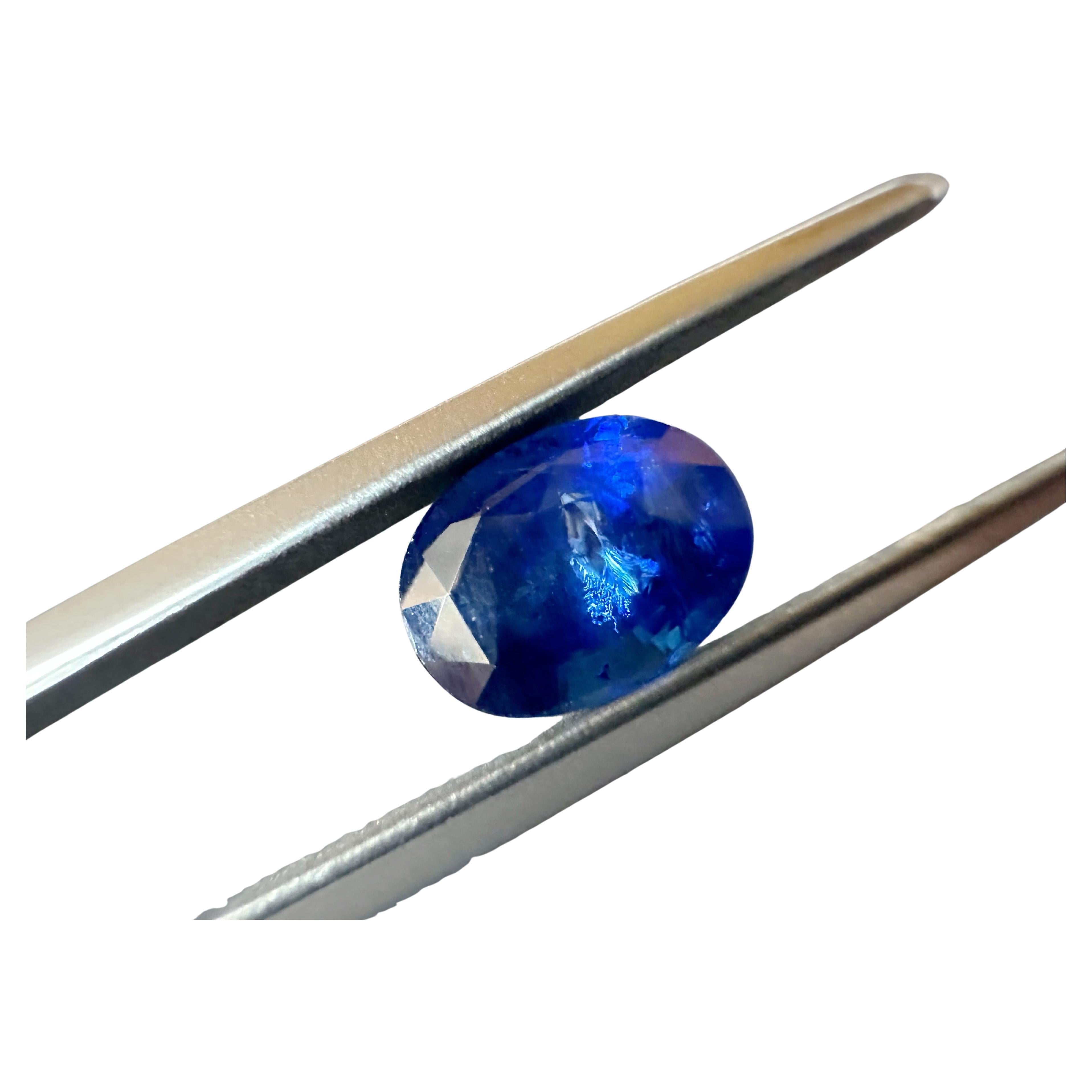 Saphir bleu royal du Sri Lanka certifié naturel, pierre en vrac pour bague ou bijou en vente