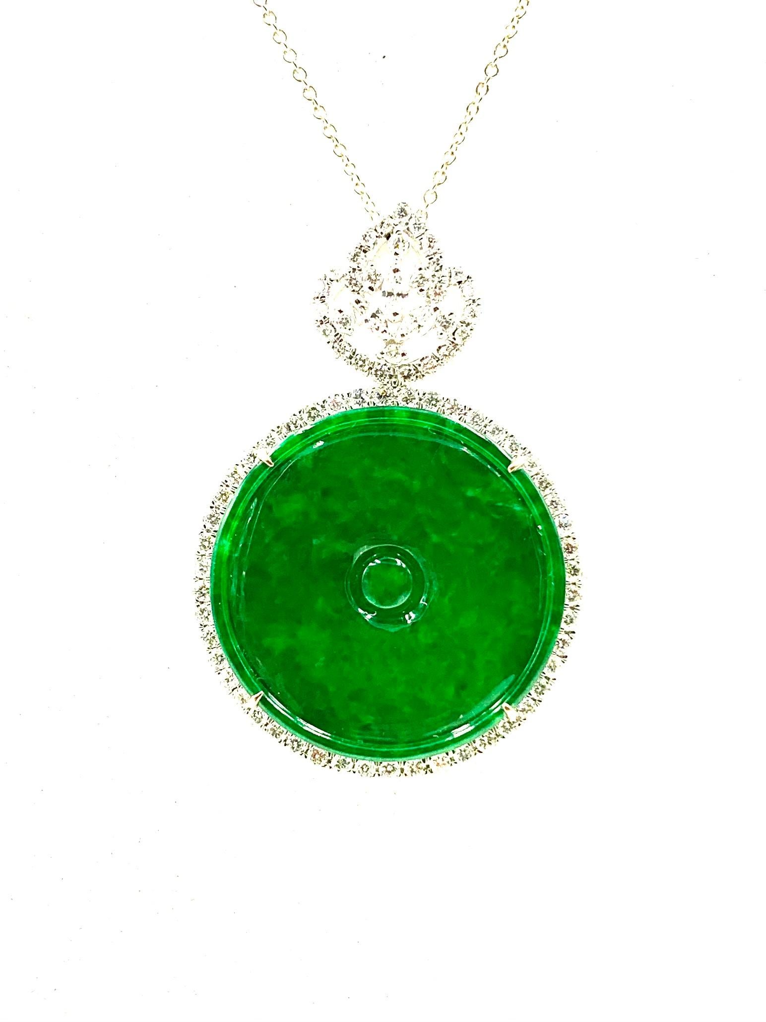 Certified Natural Type A 66.73 Carat Green Jade Disc, Diamond, 18K Gold Pendant For Sale 1