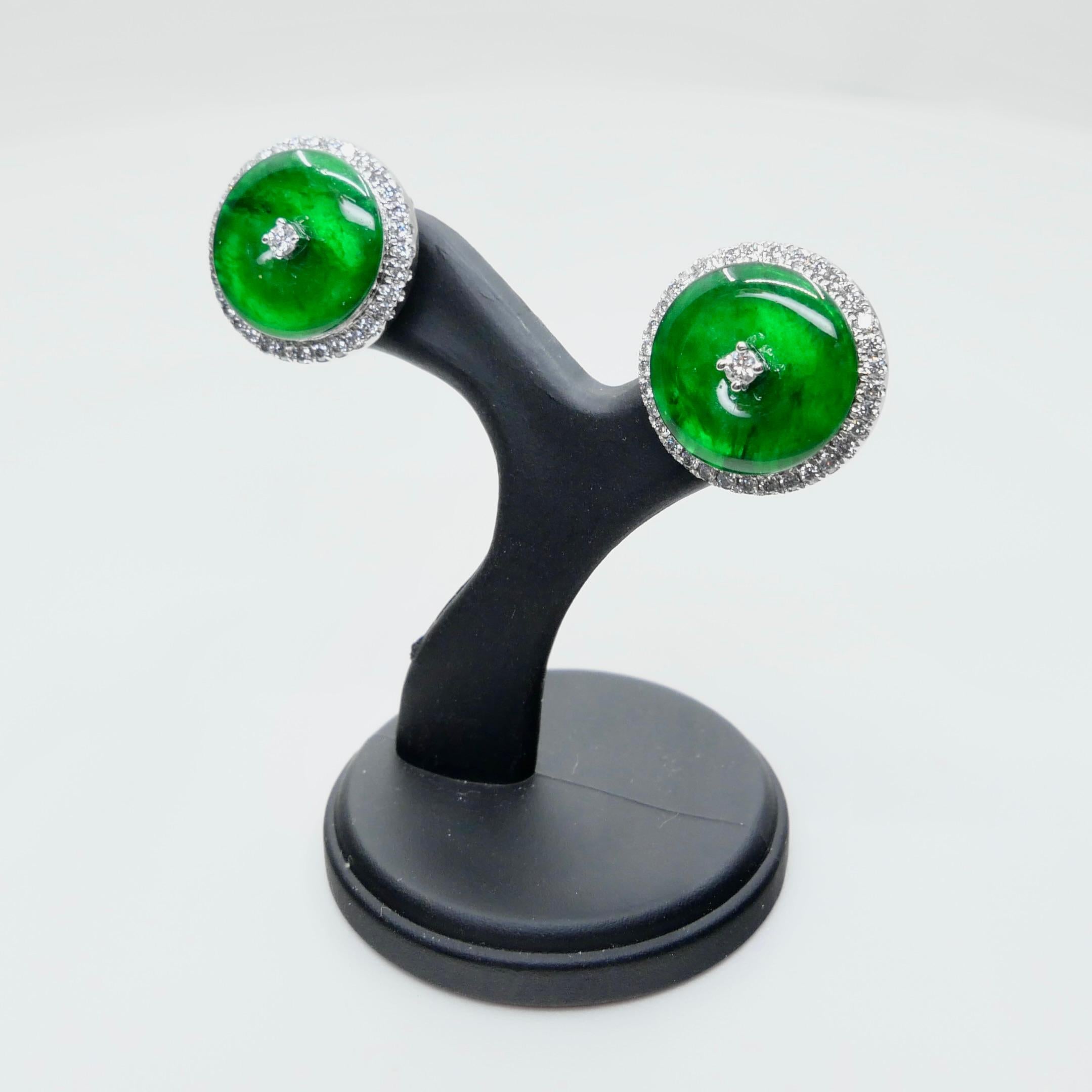 Zertifizierte Ohrringe, natürlicher Typ A Jadeit Jade und Diamant. Apfelgrüne Farbe (Rundschliff) im Angebot