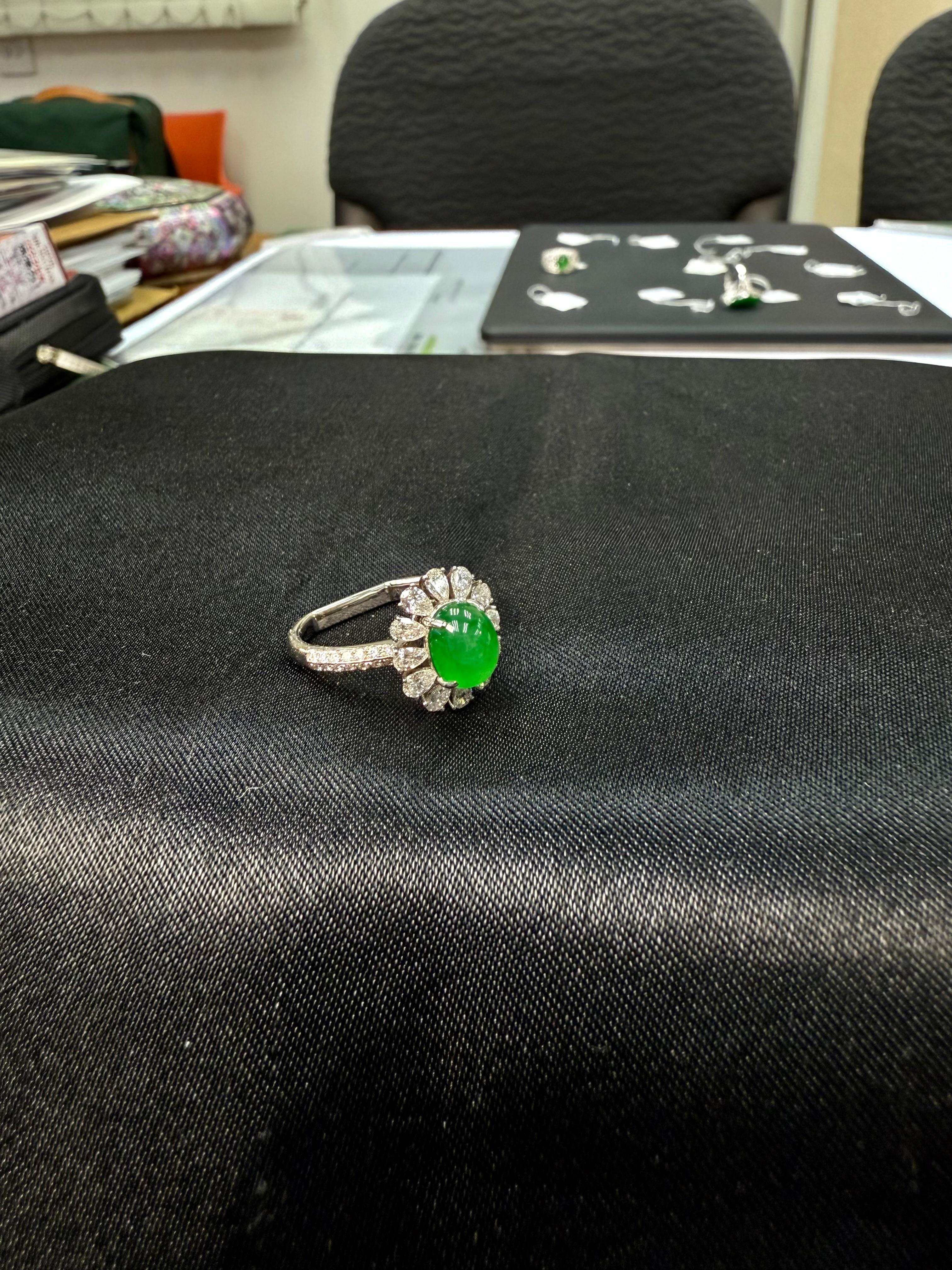 Cocktailring, zertifizierter natürlicher Typ A Jadeit Jade & Diamant, Apfelgrüne Farbe im Angebot 6