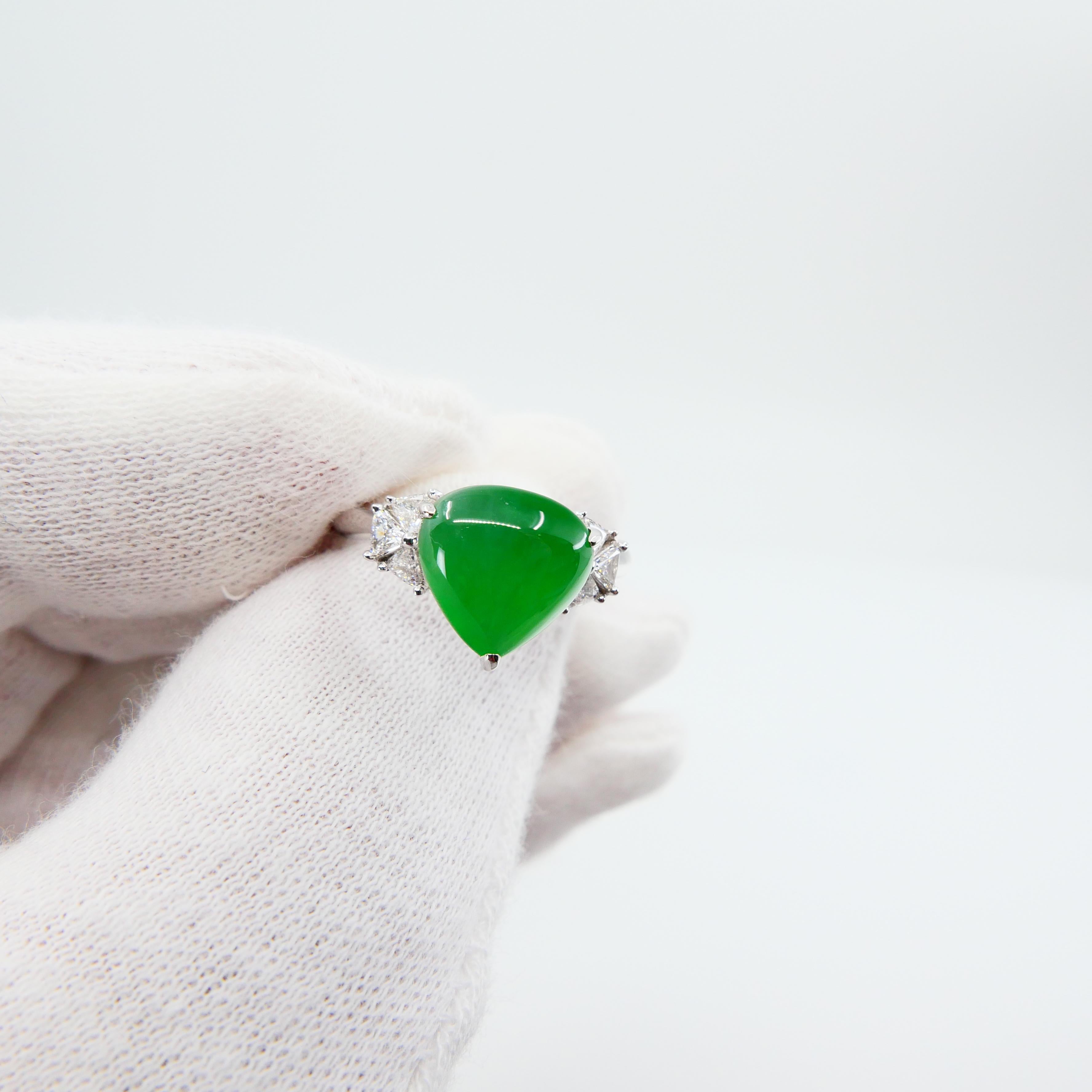 Certified Natural Type A Jadeite Jade & Diamond Cocktail Ring, Apple Green Color In New Condition In Hong Kong, HK