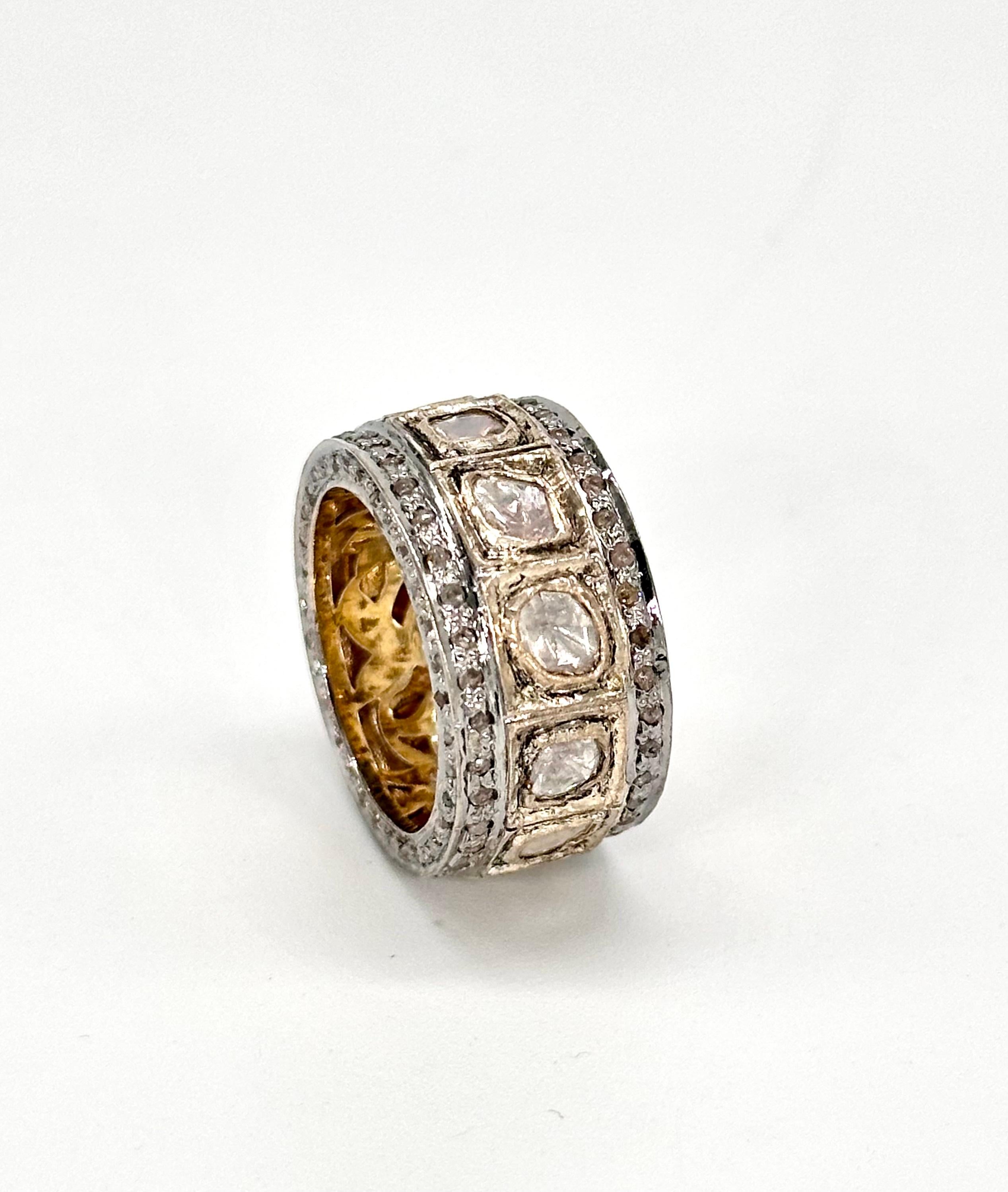-Diamond type- Natural rose cut, natural uncut diamond

-Diamond color- white with a tint of grey

-Diamond weight- 2.48ctw

-Metal- 925 Sterling silver

Metal color- oxidized silver and yellow gold plated
