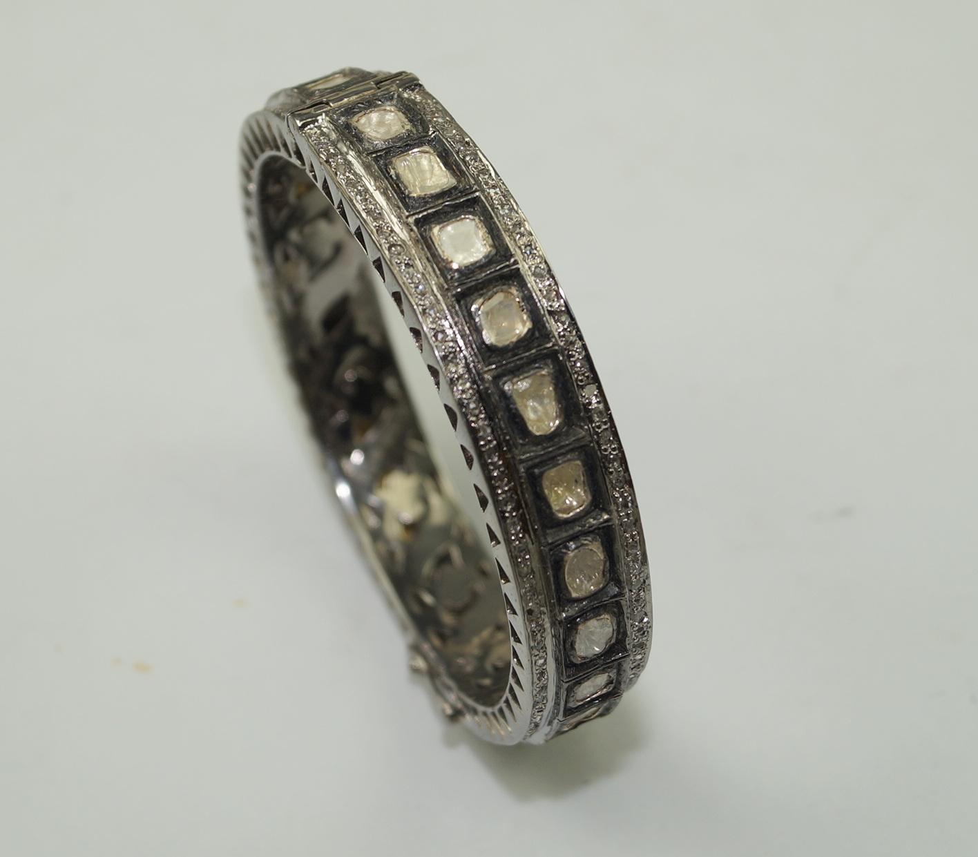 Certified natural uncut rose cut Diamonds oxidized sterling silver bracelet For Sale 1