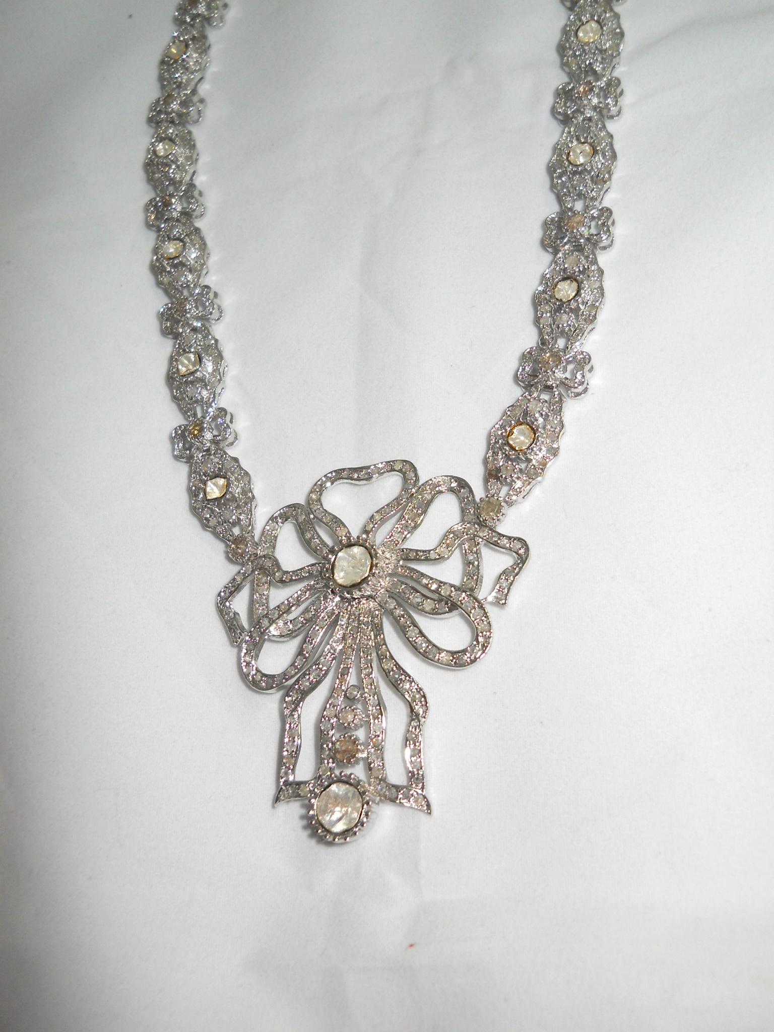 Zertifizierte natürliche ungeschliffene Diamanten im Rosenschliff Sterling Silber Band Schleife Halskette im Angebot 8