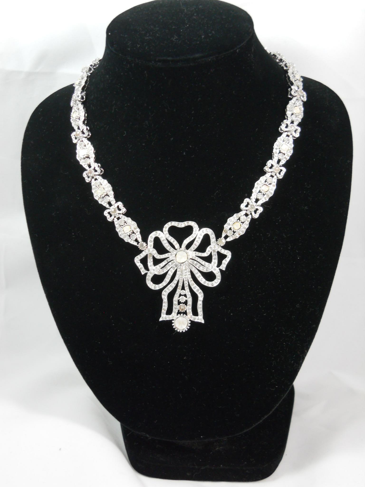 Certified Natural Uncut rose cut Diamonds Sterling silver ribbon bow necklace In New Condition For Sale In Delhi, DL