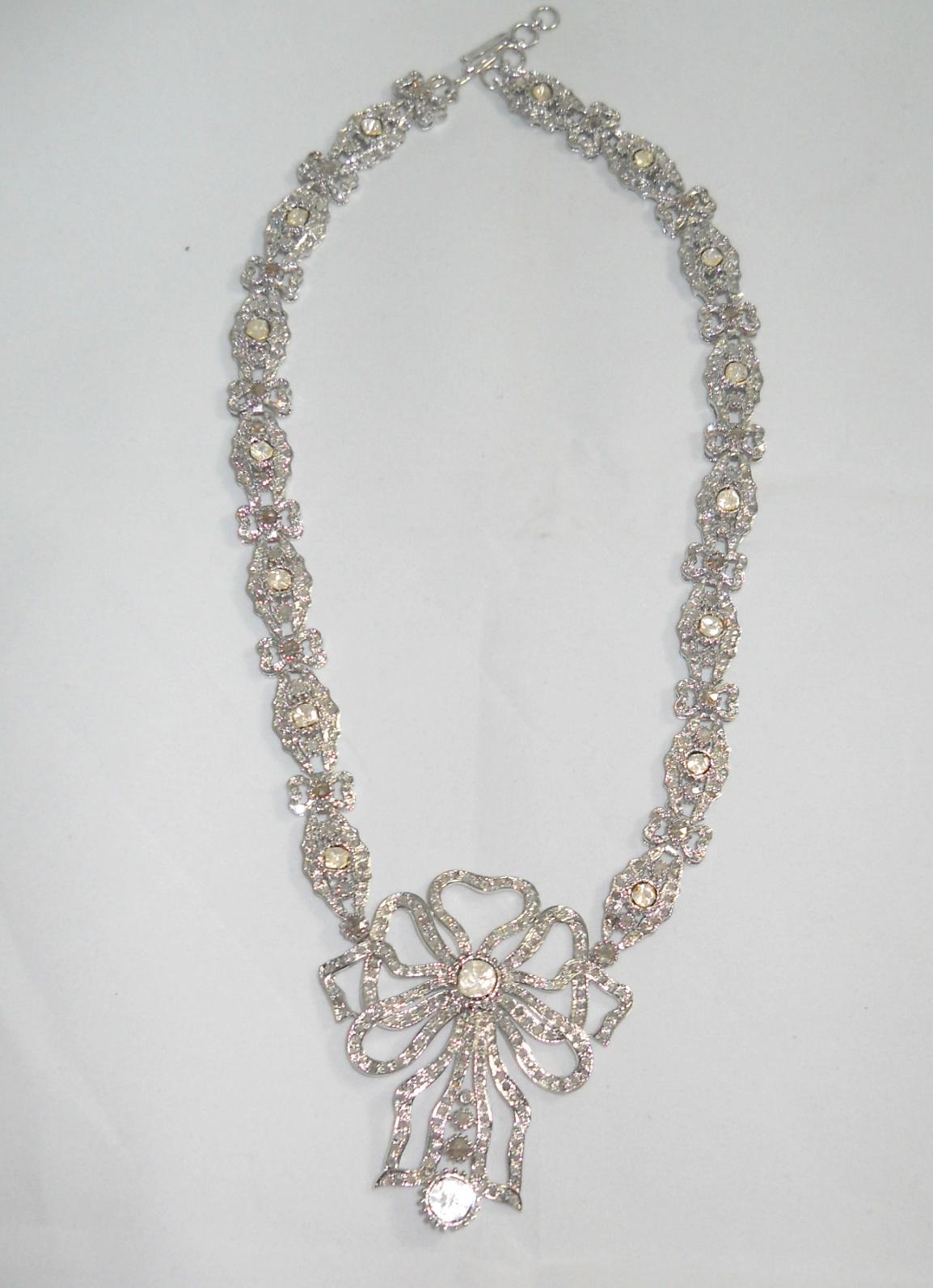 Certified Natural Uncut rose cut Diamonds 18K white gold ribbon bow necklace For Sale 4