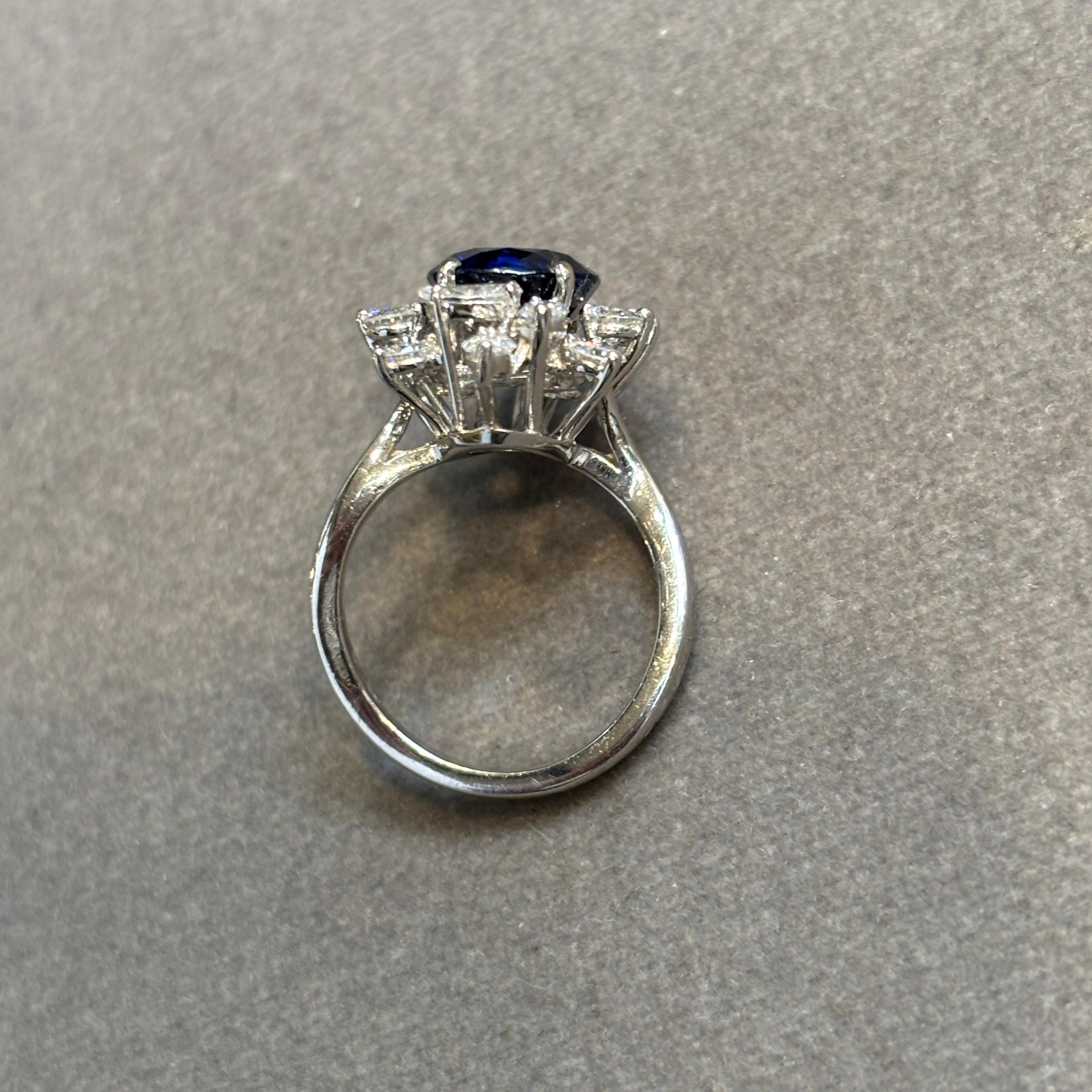 Bague saphir et diamant certifiés naturels non chauffés de taille ovale en vente 2