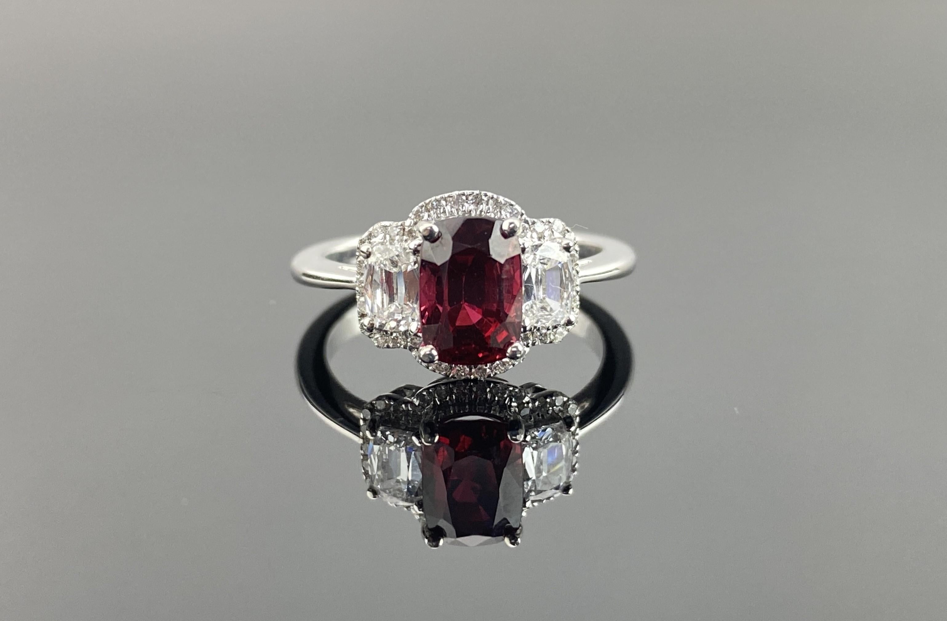 Modern Certified Natural Vivid Red Spinel and Diamond Engagement Or Cocktail Ring For Sale