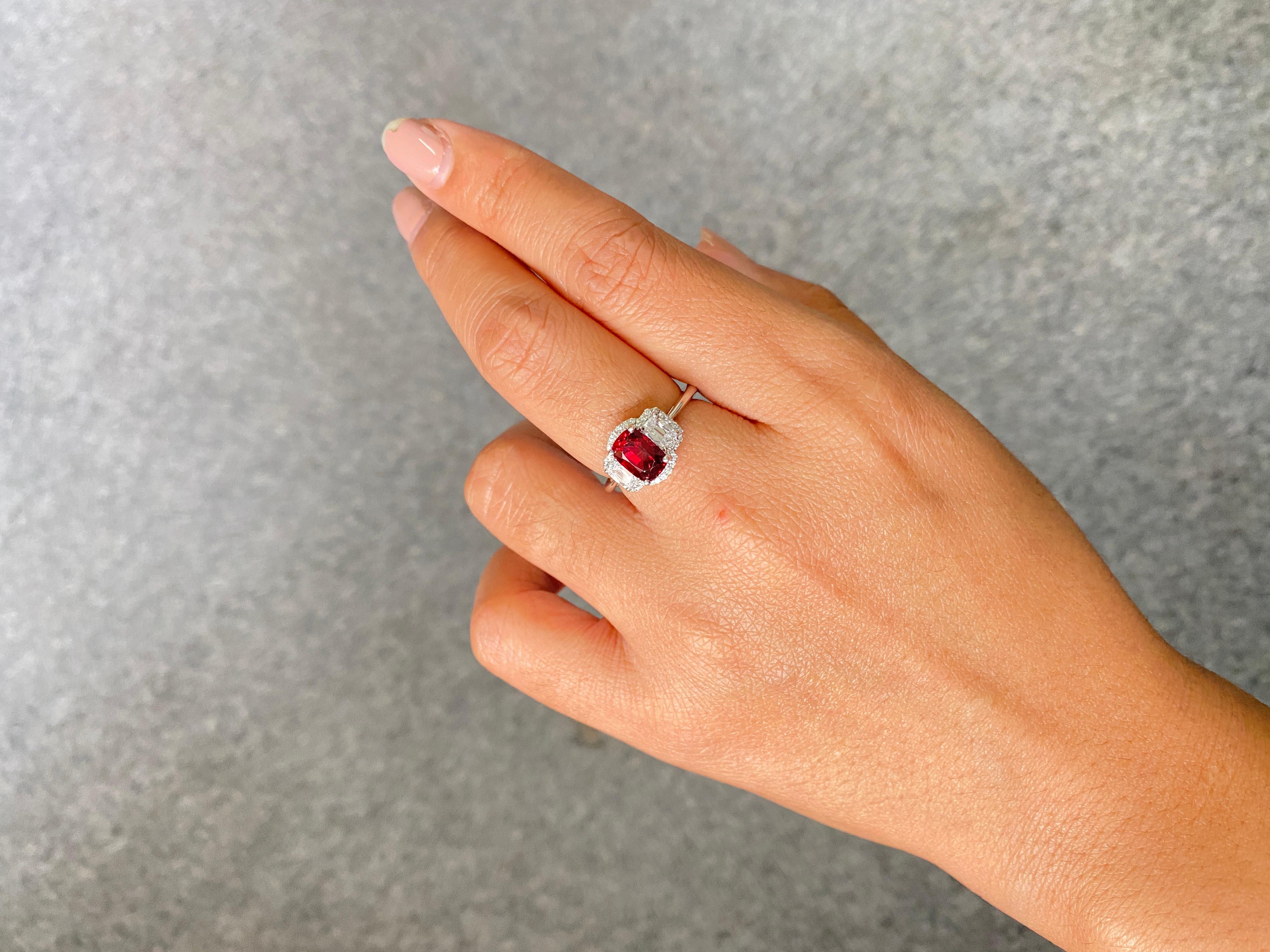 Certified Natural Vivid Red Spinel and Diamond Engagement Or Cocktail Ring For Sale 3