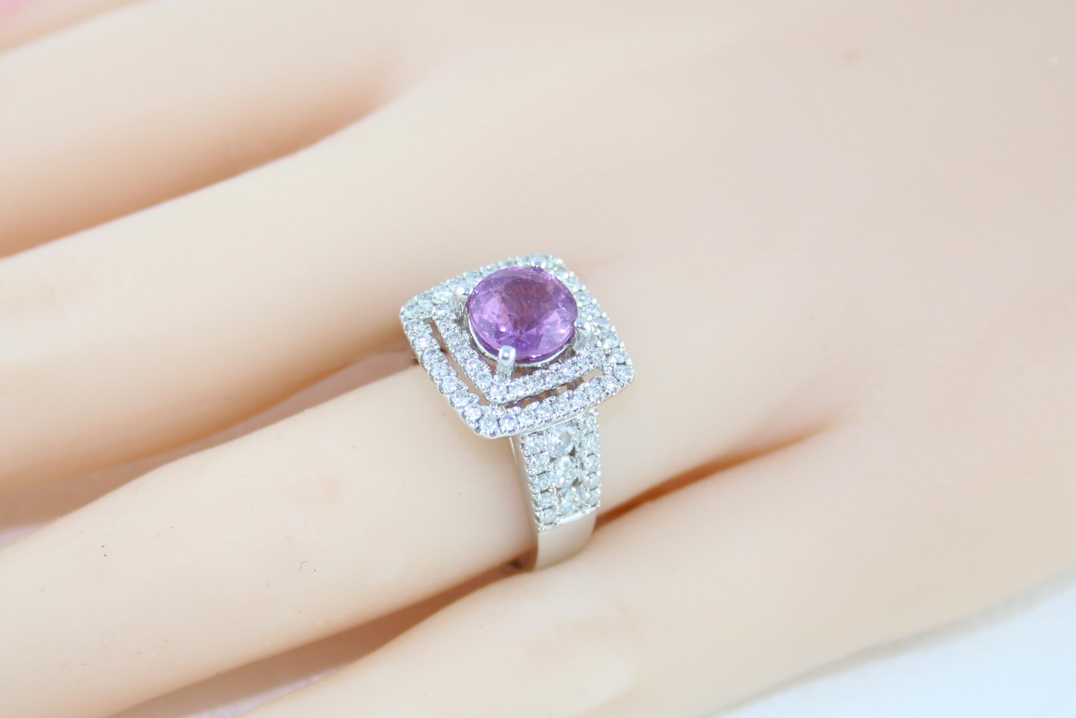 Certified No Heat 1.97 Carat Pinkish Violet Sapphire Diamond Gold Ring For Sale 3