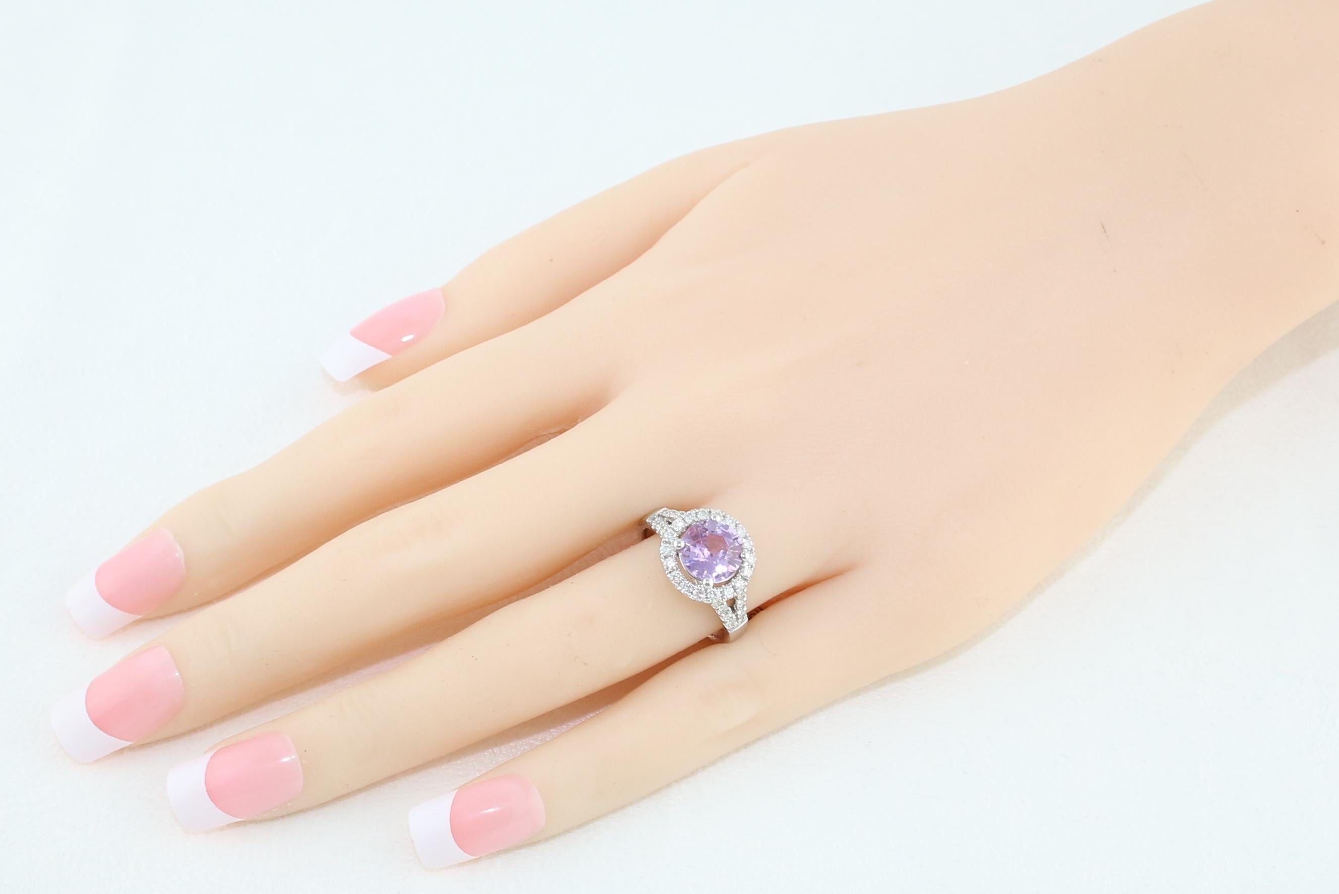 Contemporary Certified No Heat 2.18 Carat Round Pink Sapphire Diamond Gold Ring For Sale